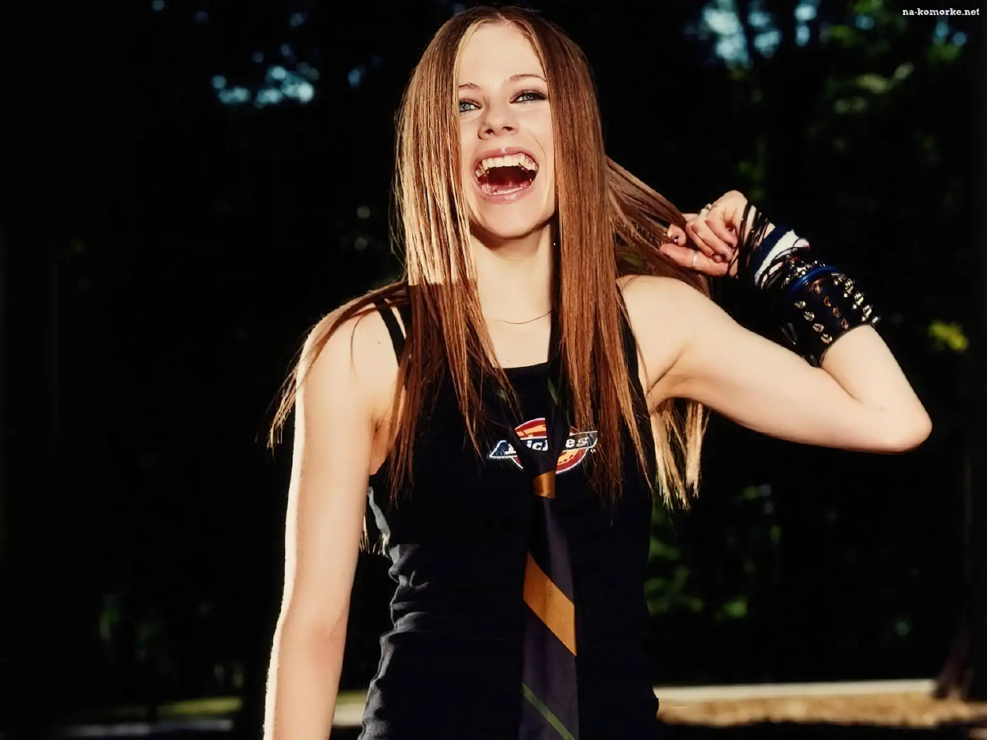 Avril Lavigne, Uśmiech