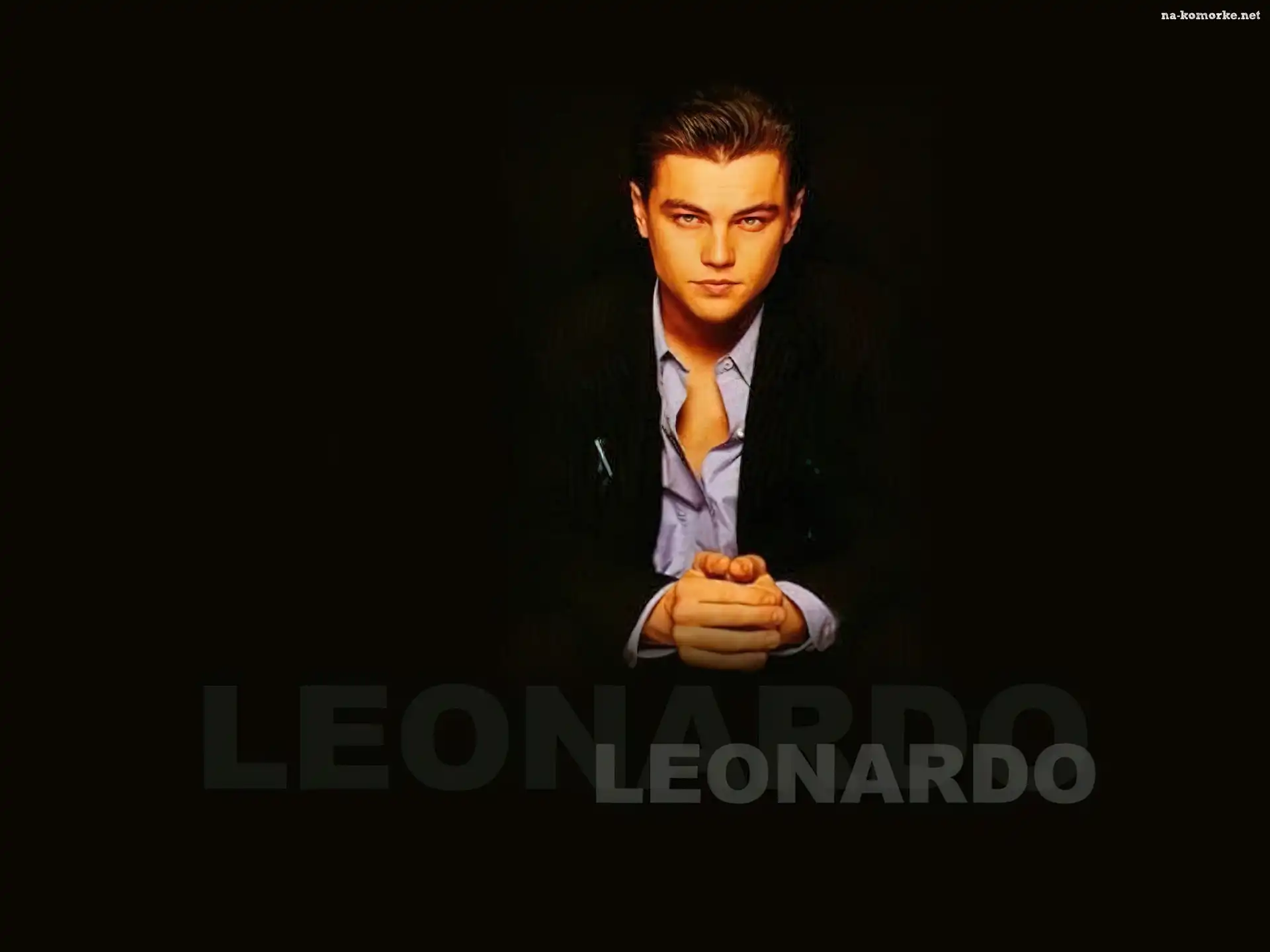 Leonardo DiCaprio, niebieska koszula