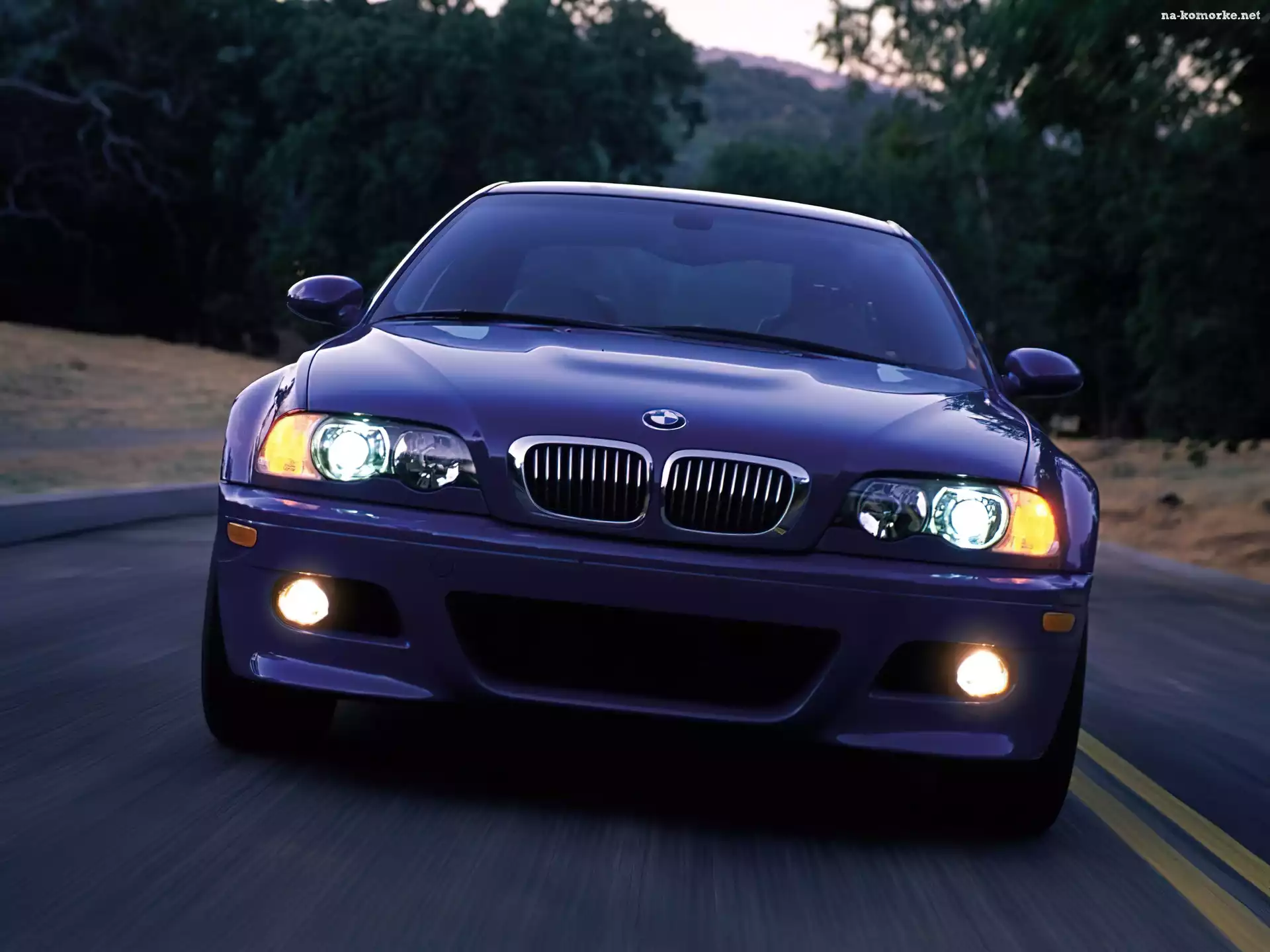 BMW M3, Przód