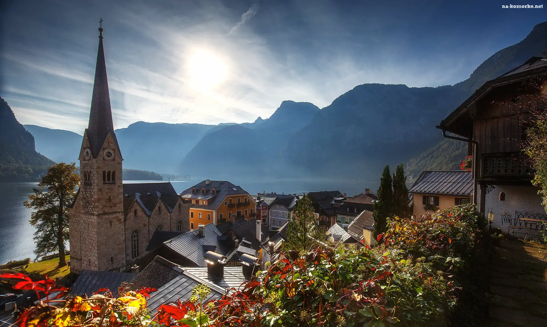 Austria, Kościół pw. Wniebowzięcia Matki Bożej, Domy, Hallstatt, Jezioro Hallstättersee, Góry, Alpy Salzburskie