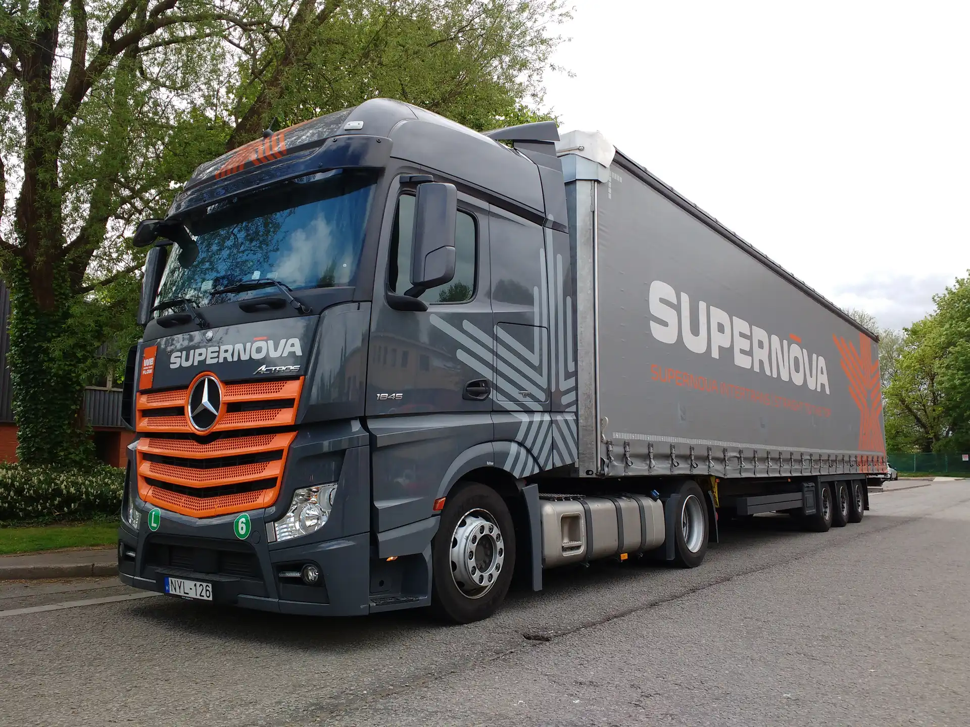 Ciężarówka, Mercedes-Benz Actros MP4 1845, 2012
