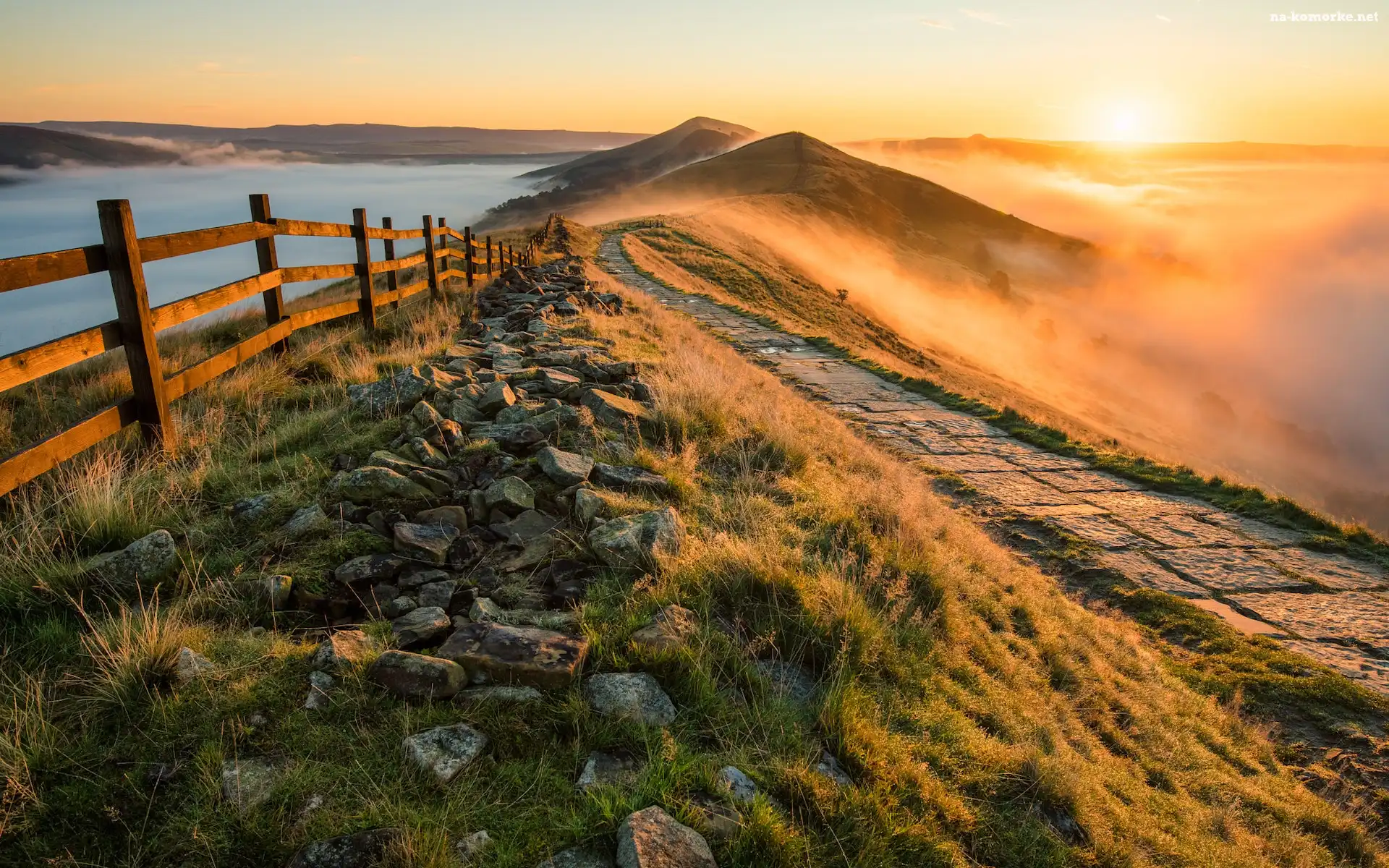 Hrabstwo Derbyshire, Wschód słońca, Droga, Anglia, Płot, Mgła, Wzgórze Mam Tor, Park Narodowy Peak District