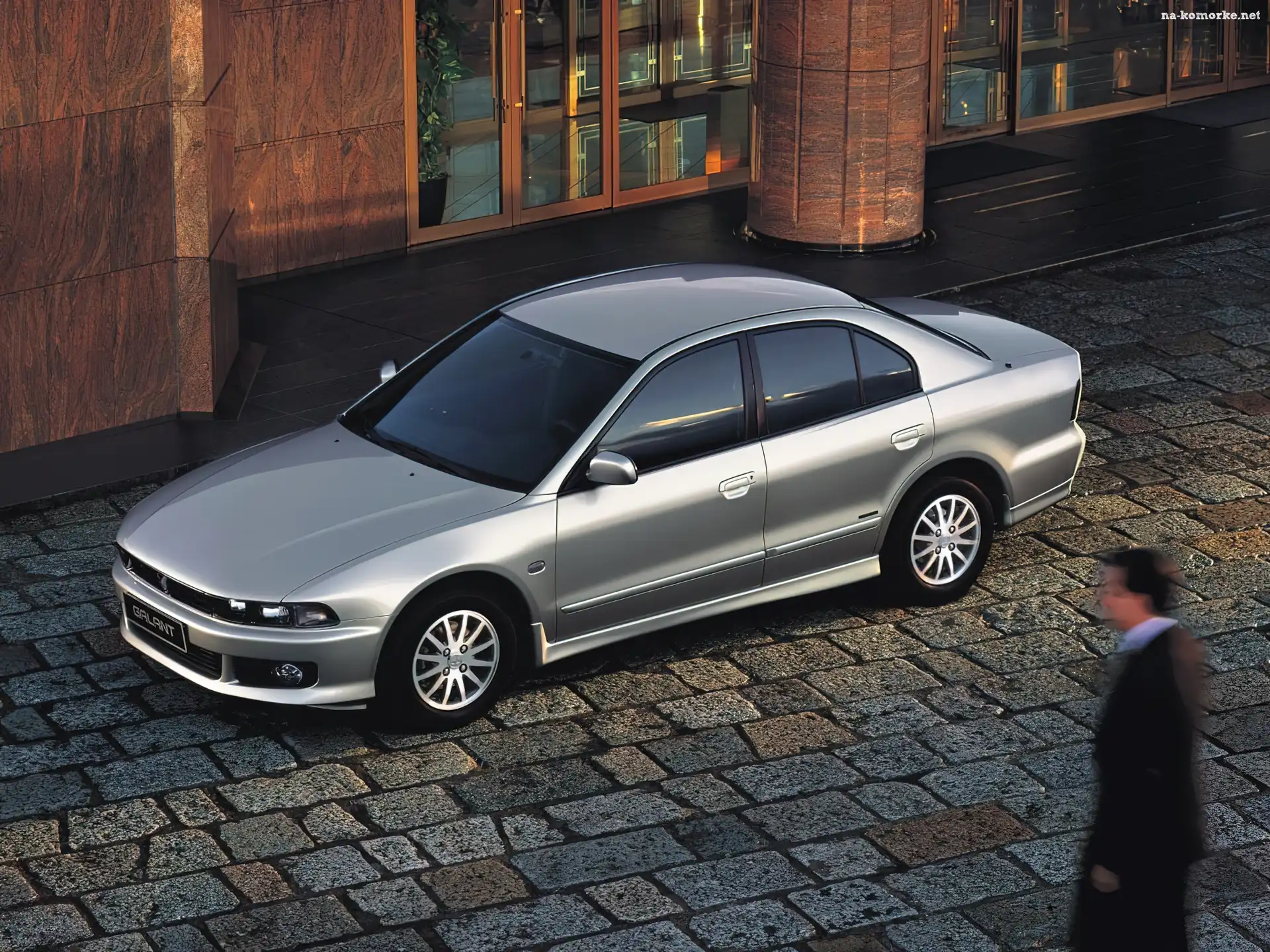 Mitsubishi Galant
