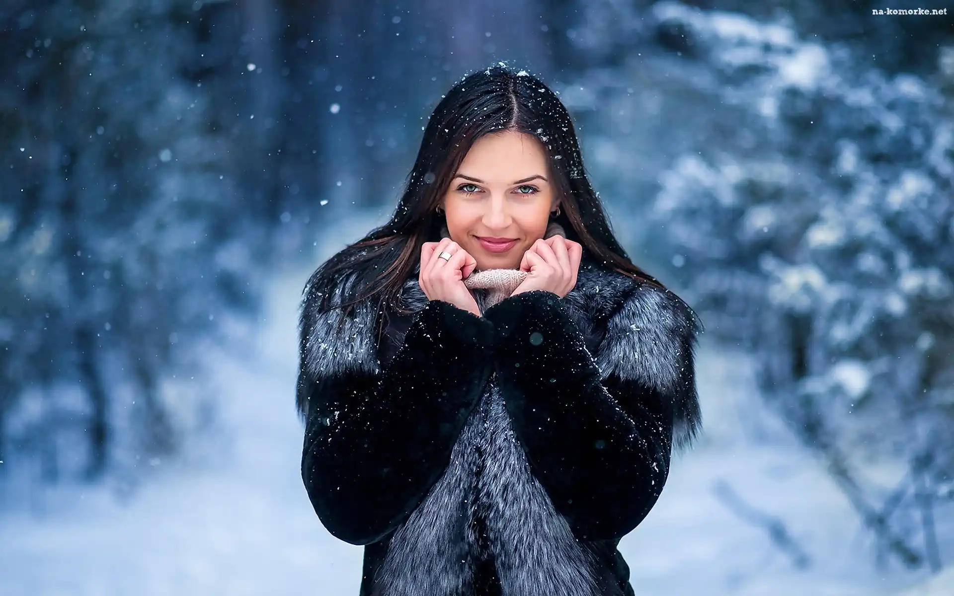 Modelka, Zima, Brunetka, Makijaż