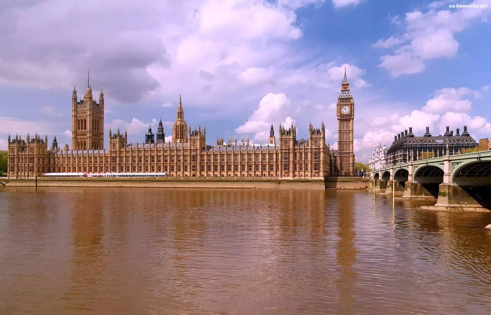Parlament, Most, Anglia