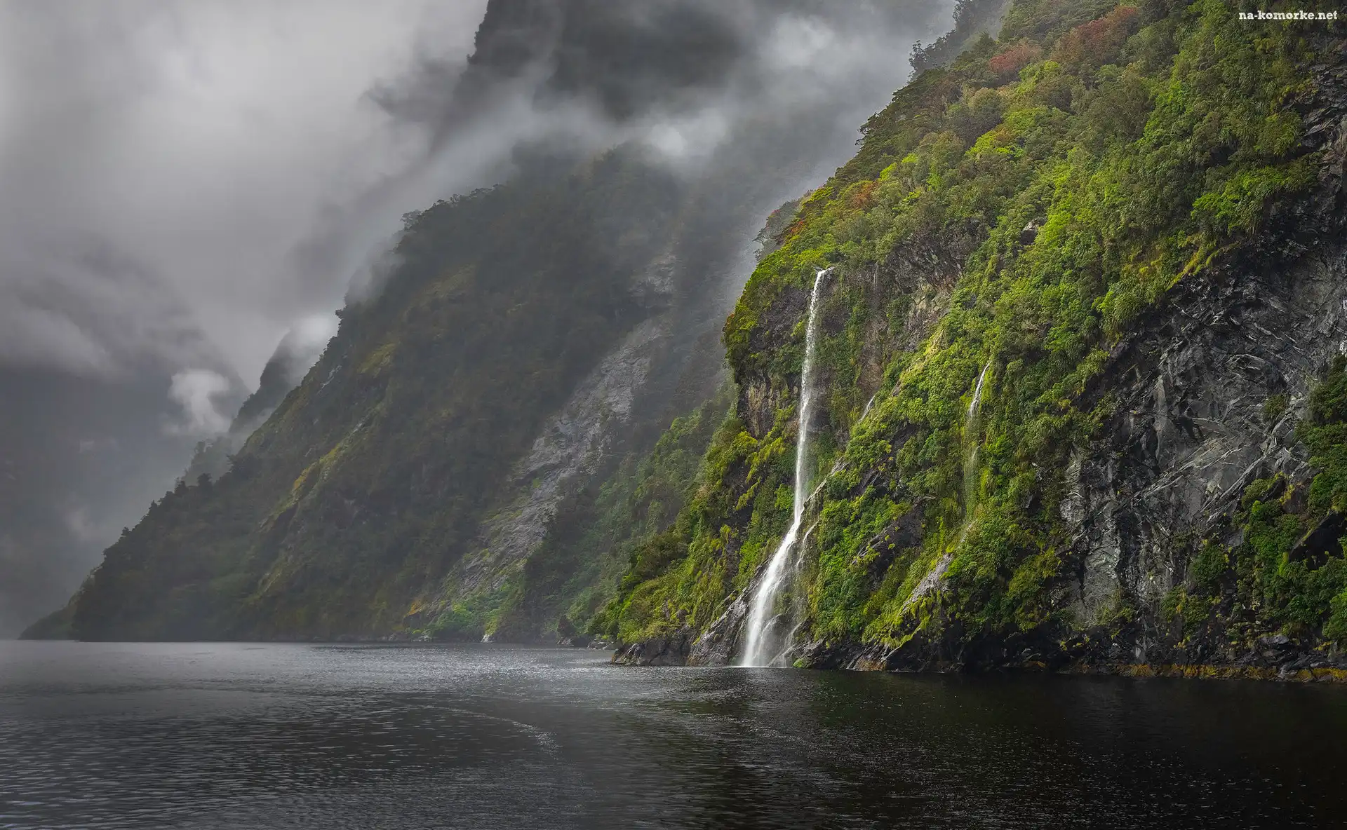 Góry, Park Narodowy Fiordland, Nowa Zelandia, Mgła, Wodospad, Fiord, Doubtful Sound