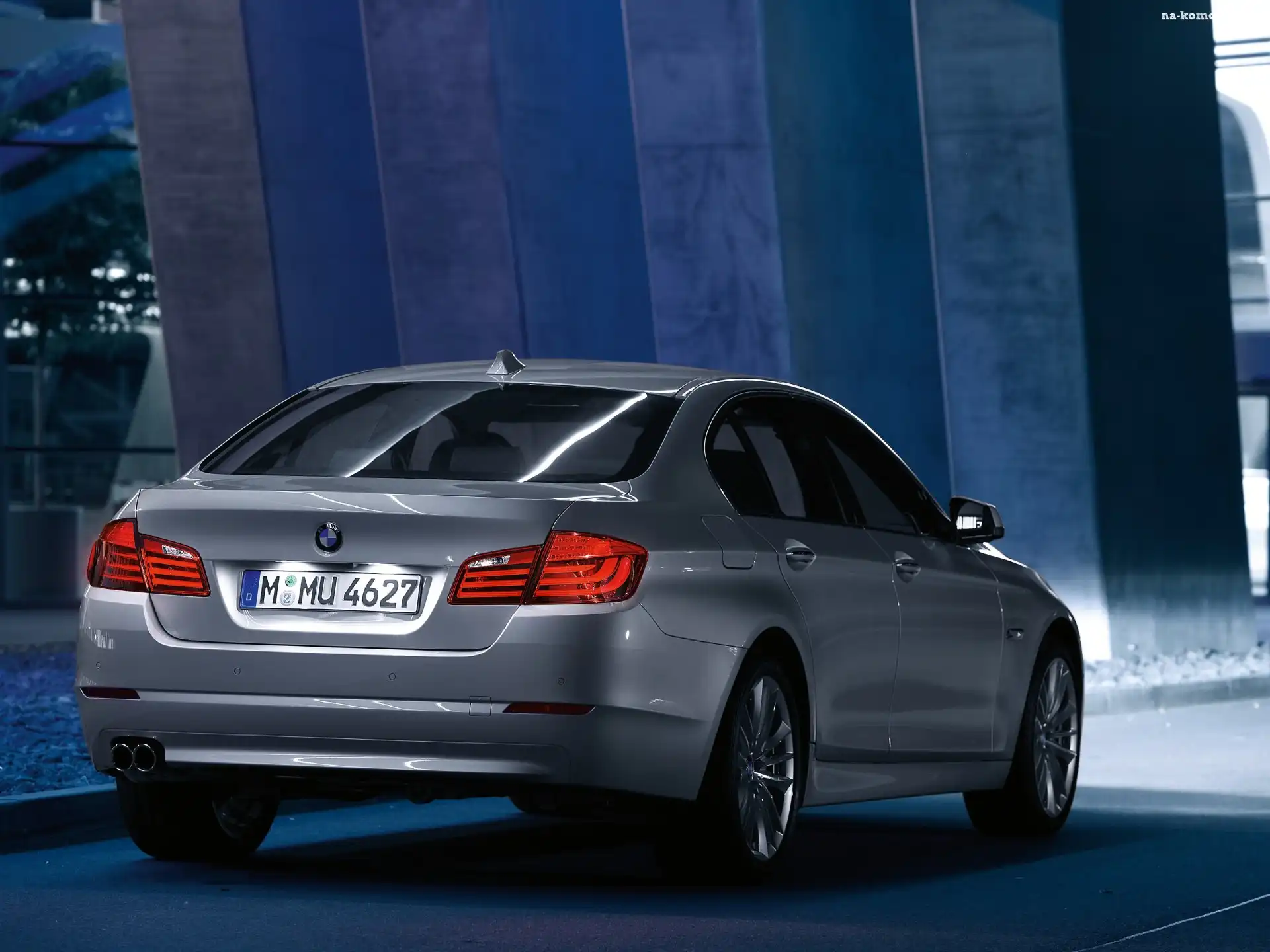 Tył, Noc, BMW seria 5 F10, Światła