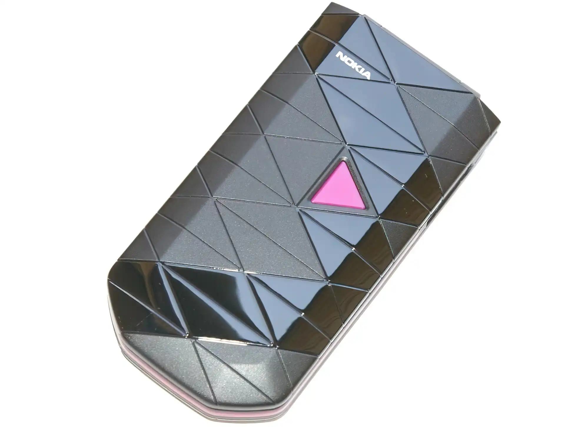 Nokia 7070 Prism, Zamknięta, Szara, Czarna