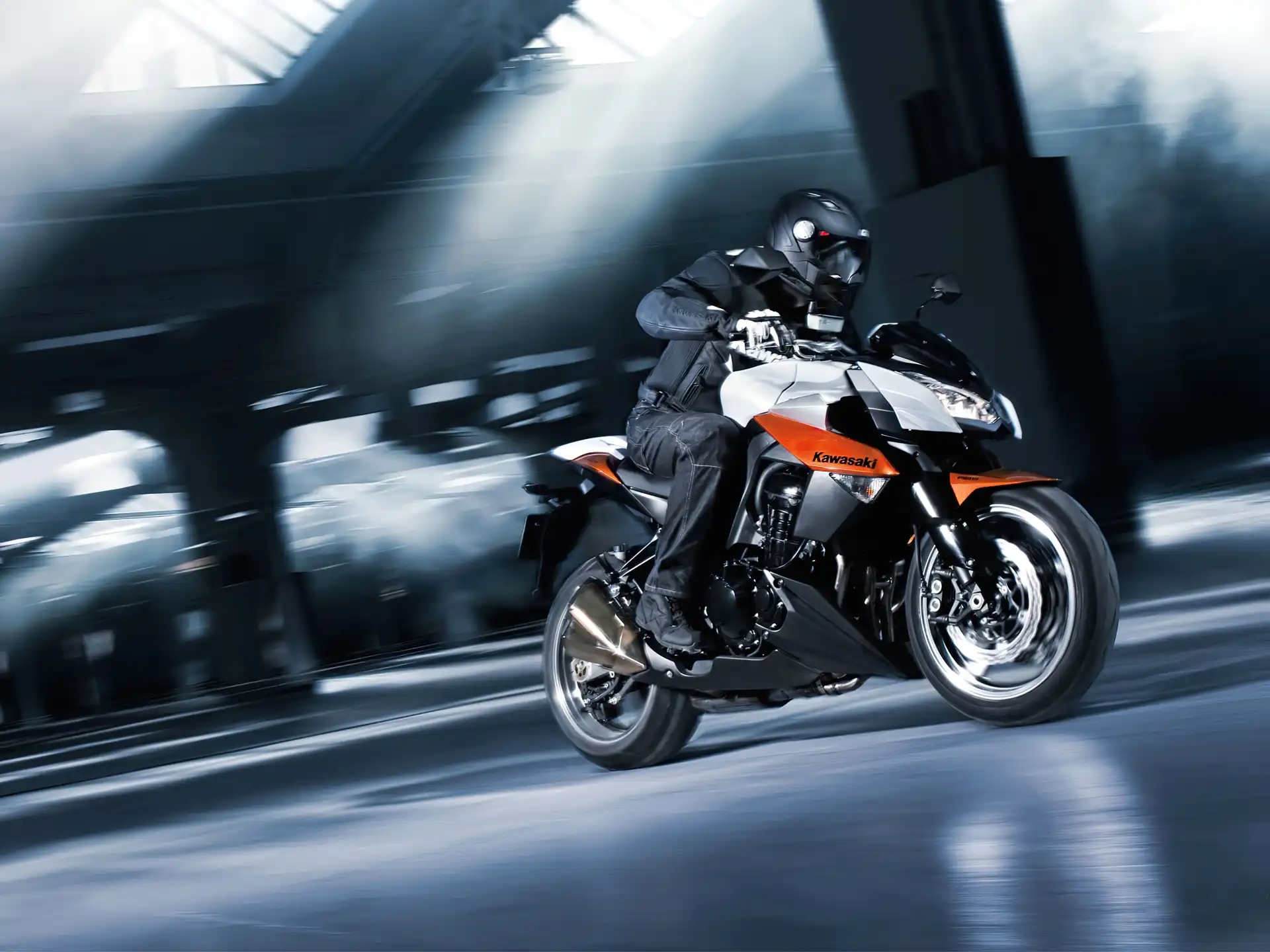 Nowy, Kawasaki Z1000