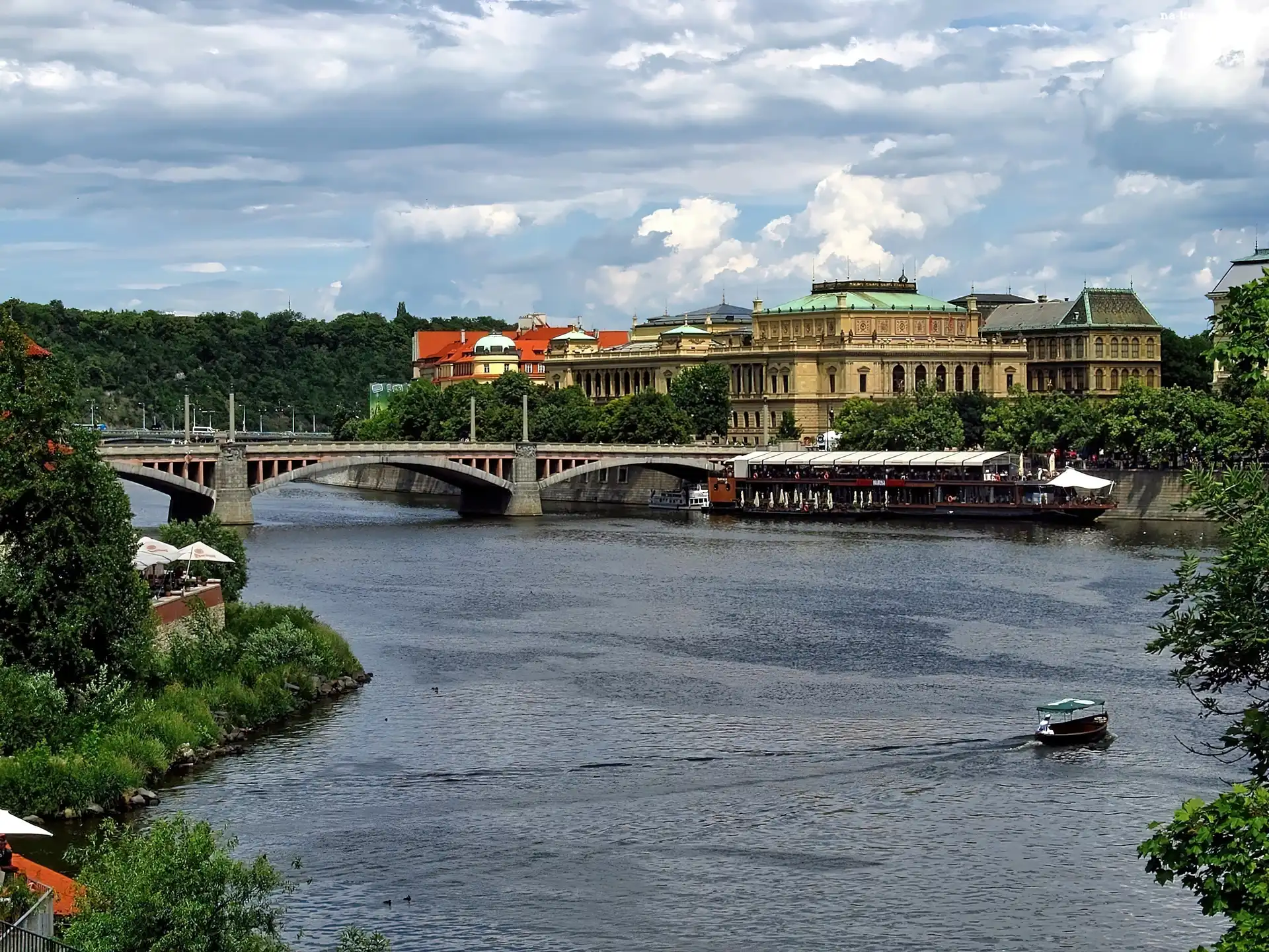 Łódka, Wełtawa, Praga, Zabytki, Most, Domy
