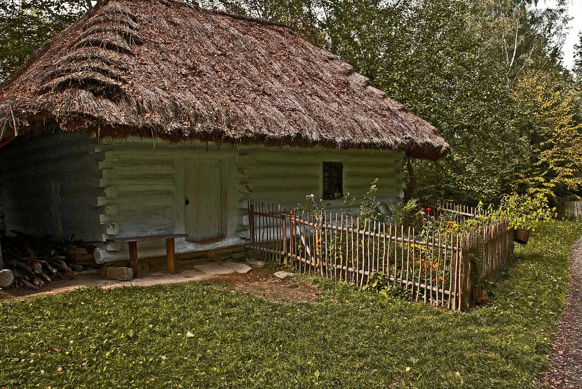 Stary, Ogródek, Płot, Domek, Drewniany, Słomiany, Dach