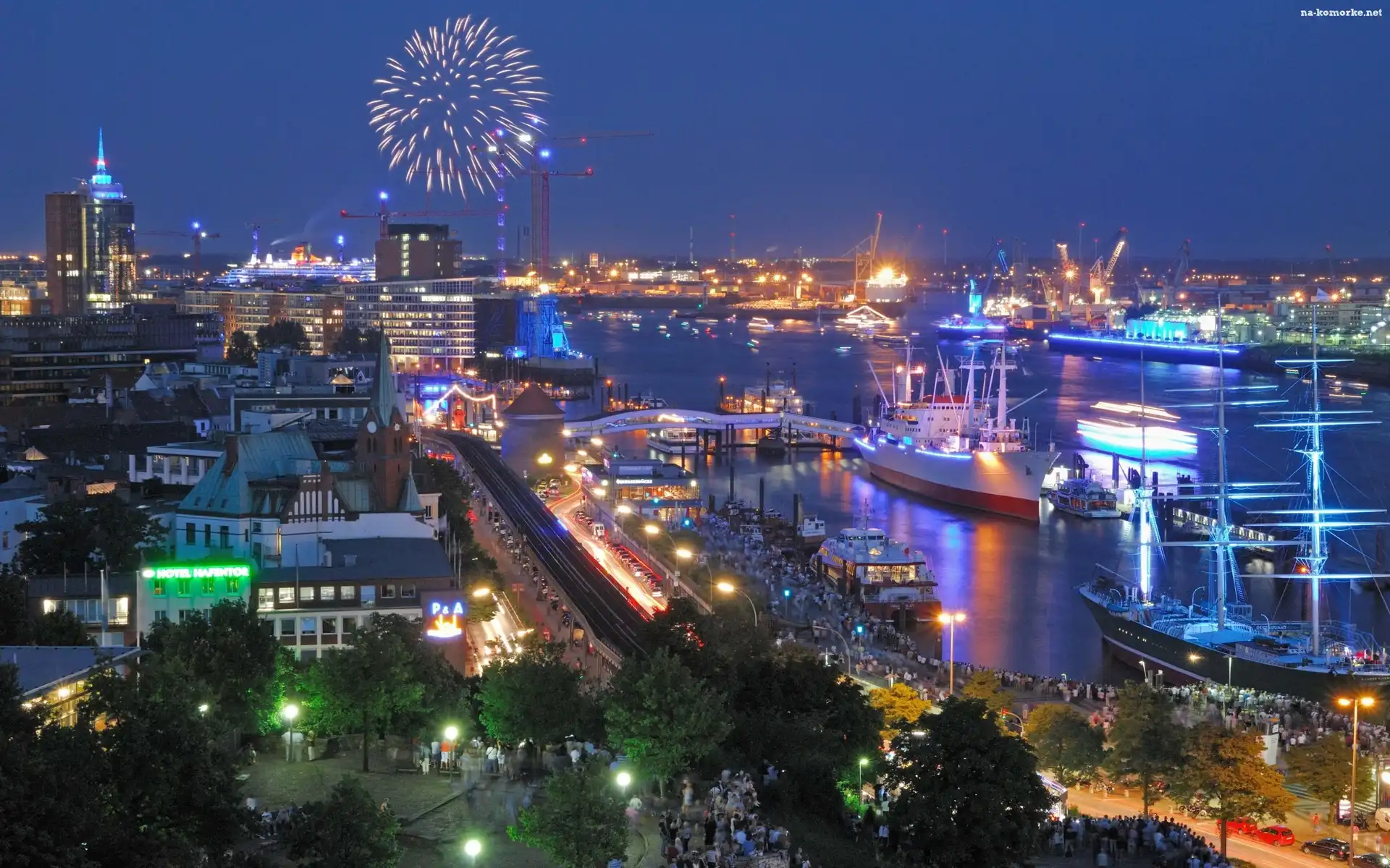 Wieżowce, Panorama, Port, Miasta, Domy, Statki, Fajerwerki, Hamburg