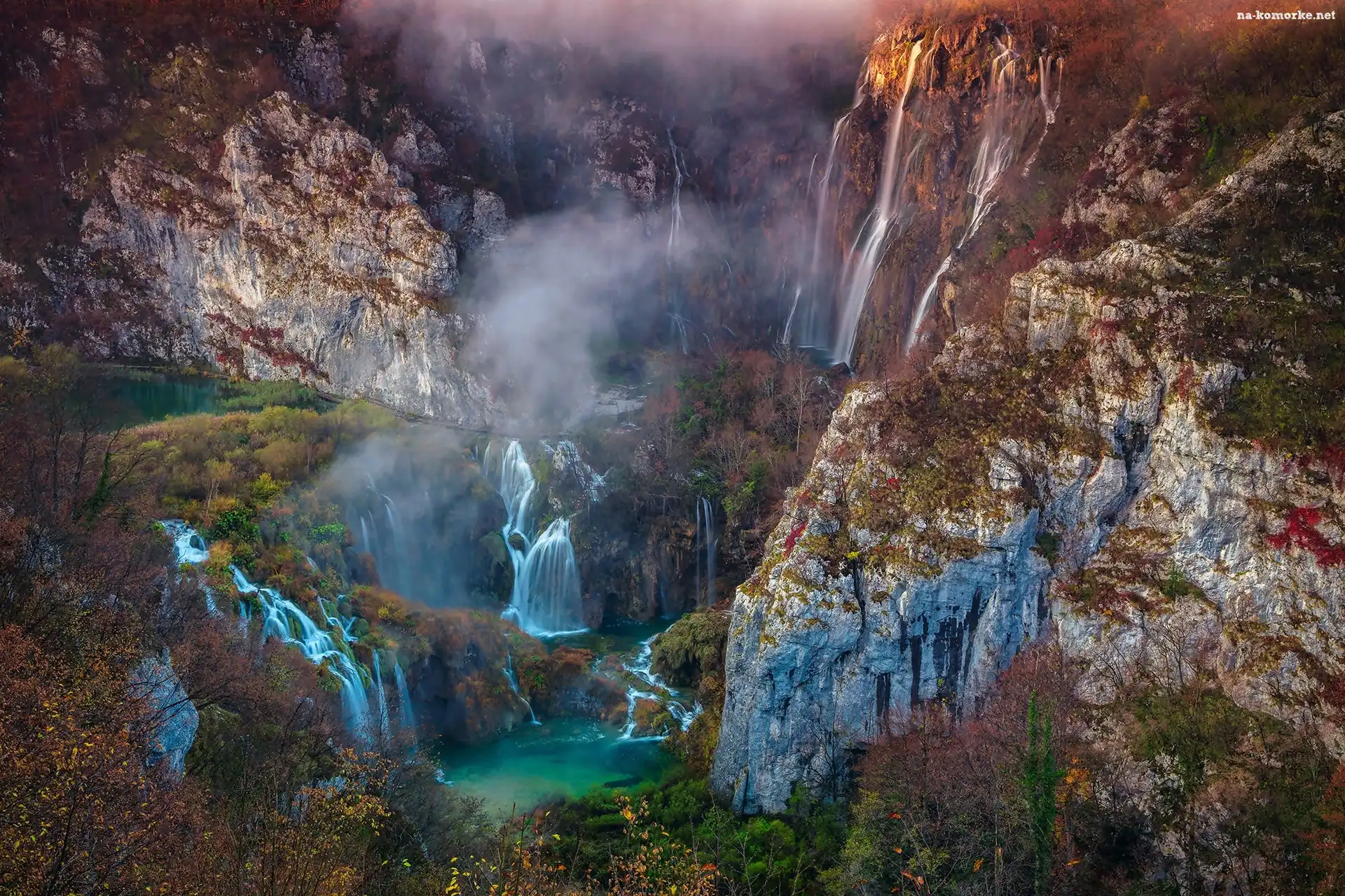 Chorwacja, Jeziora, Park Narodowy Jezior Plitwickich, Krzewy, Plitvice, Wodospad, Góry, Skały