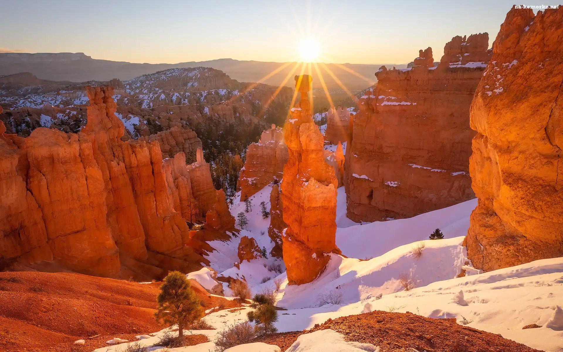Park Narodowy Bryce Canyon, Stany Zjednoczone, Formacja skalna, Góry, Zima, Utah, Promienie słońca, Skały, Thors Hammer