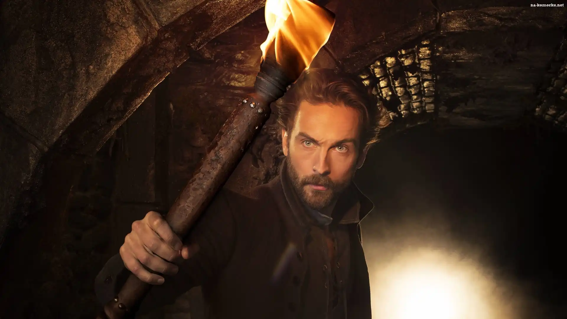 Postać Ichabod Crane, Jeździec bez głowy, Serial, Pochodnia, Sleepy Hollow, Aktor Tom Mison