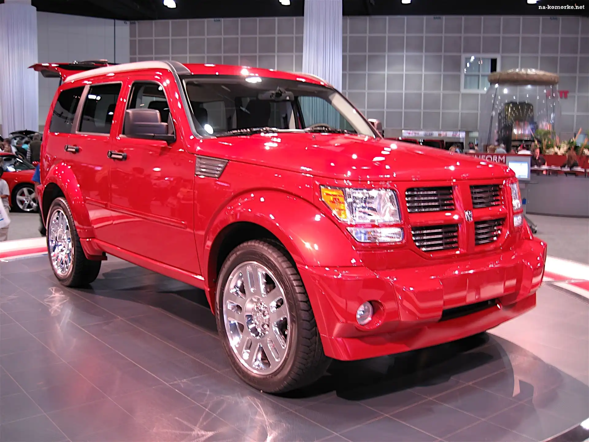 Prezentacja, Dodge Nitro, Zderzak