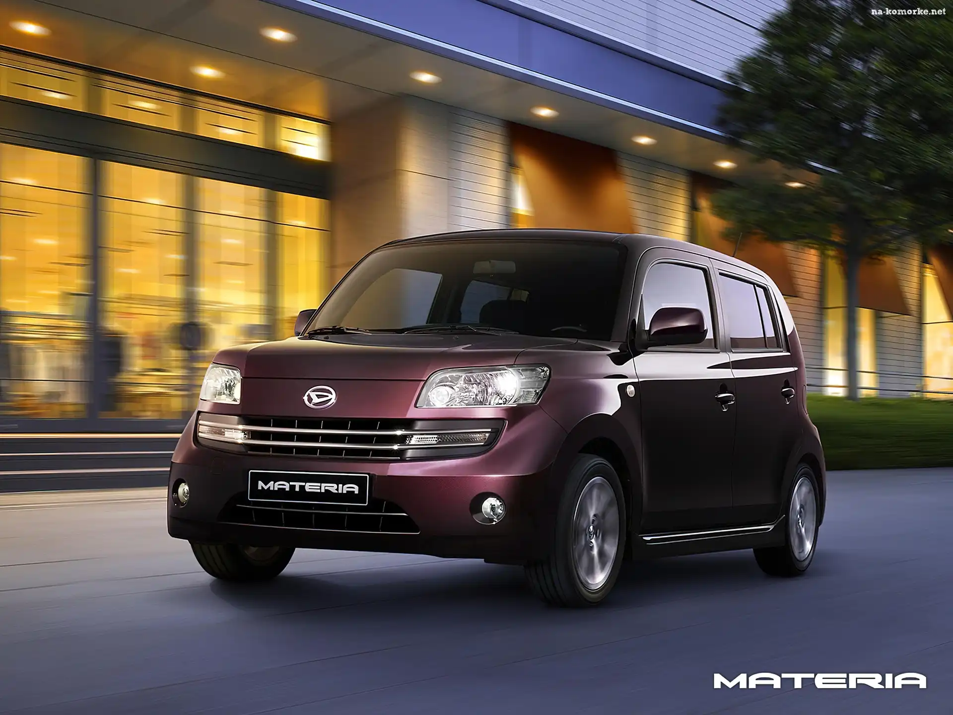 Przód, Daihatsu Materia, Reflektory