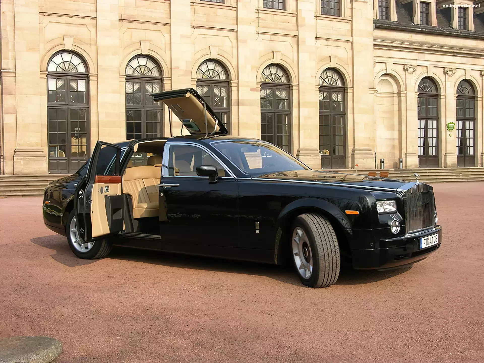 Rolls-Royce Phantom, Dach, Otwierany