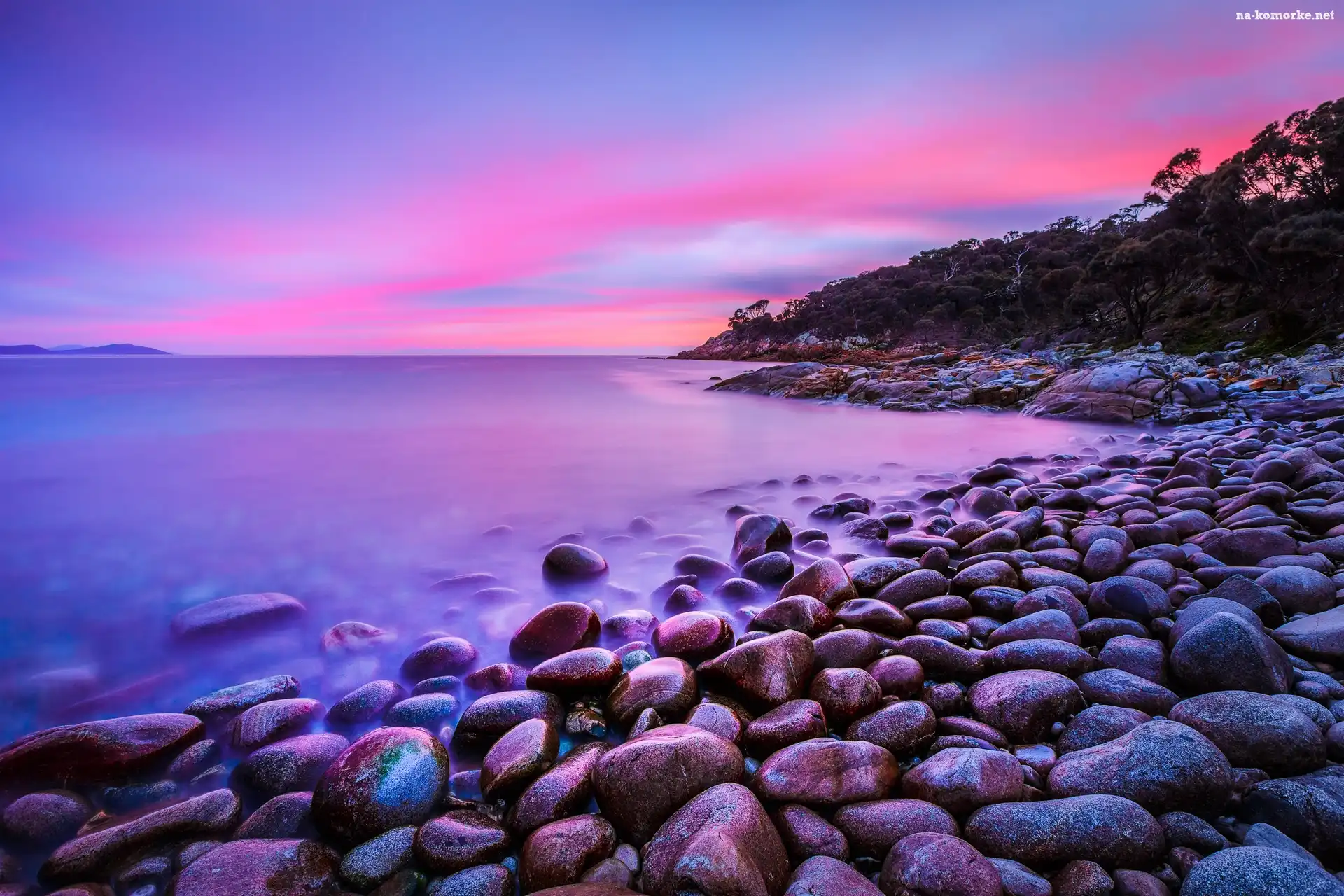 Tasmania, Bluestone Bay, Brzeg, Zachód słońca, Kamienie, Morze, Niebo, Różowe, Drzewa, Australia