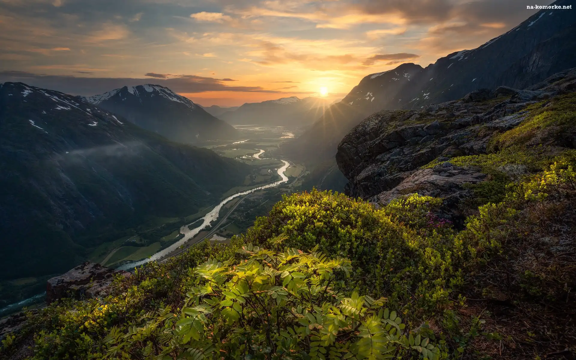 Dolina, Rzeka Rauma, Góry, Norwegia, Zachód słońca, Romsdalen