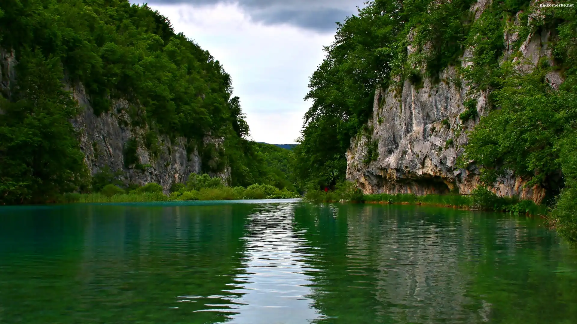 Rzeka, Skały