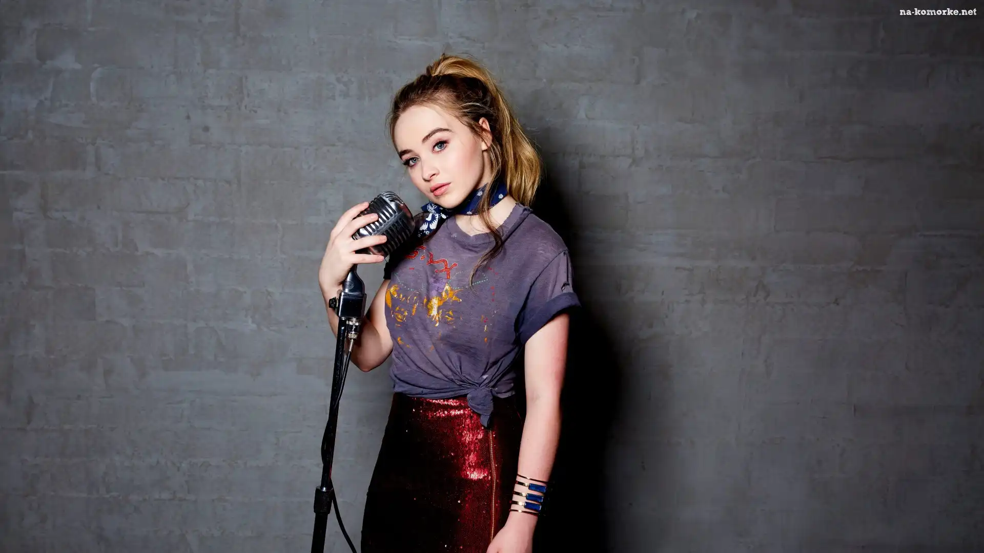 Sabrina Carpenter, Mikrofon, Dziewczyna, Piosenkarka