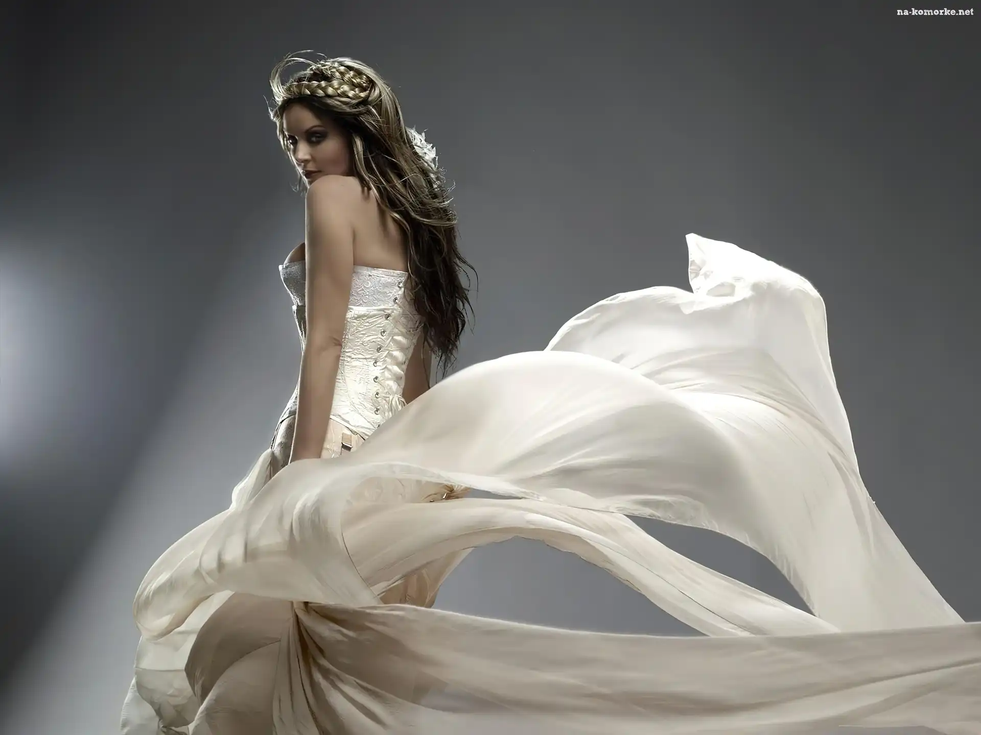 Sarah Brightman, Suknia, Åšlubna