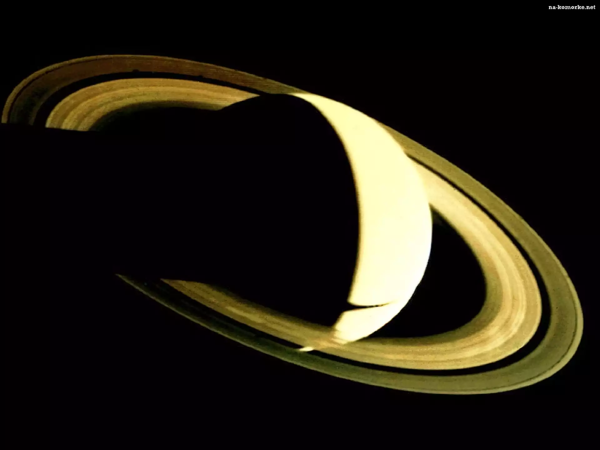 Saturn, Casiniego, Pierścienie, Szczelina