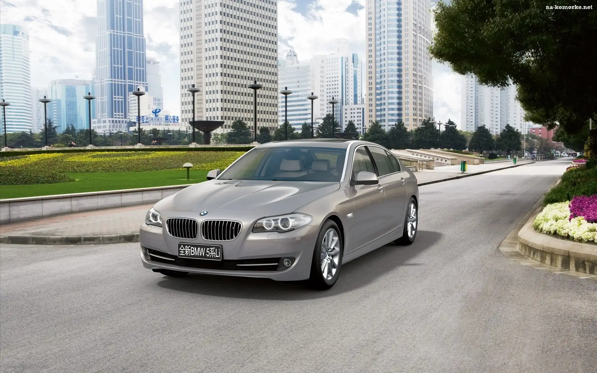 Bmw Seria 5, Budynki, Model F-10, Droga