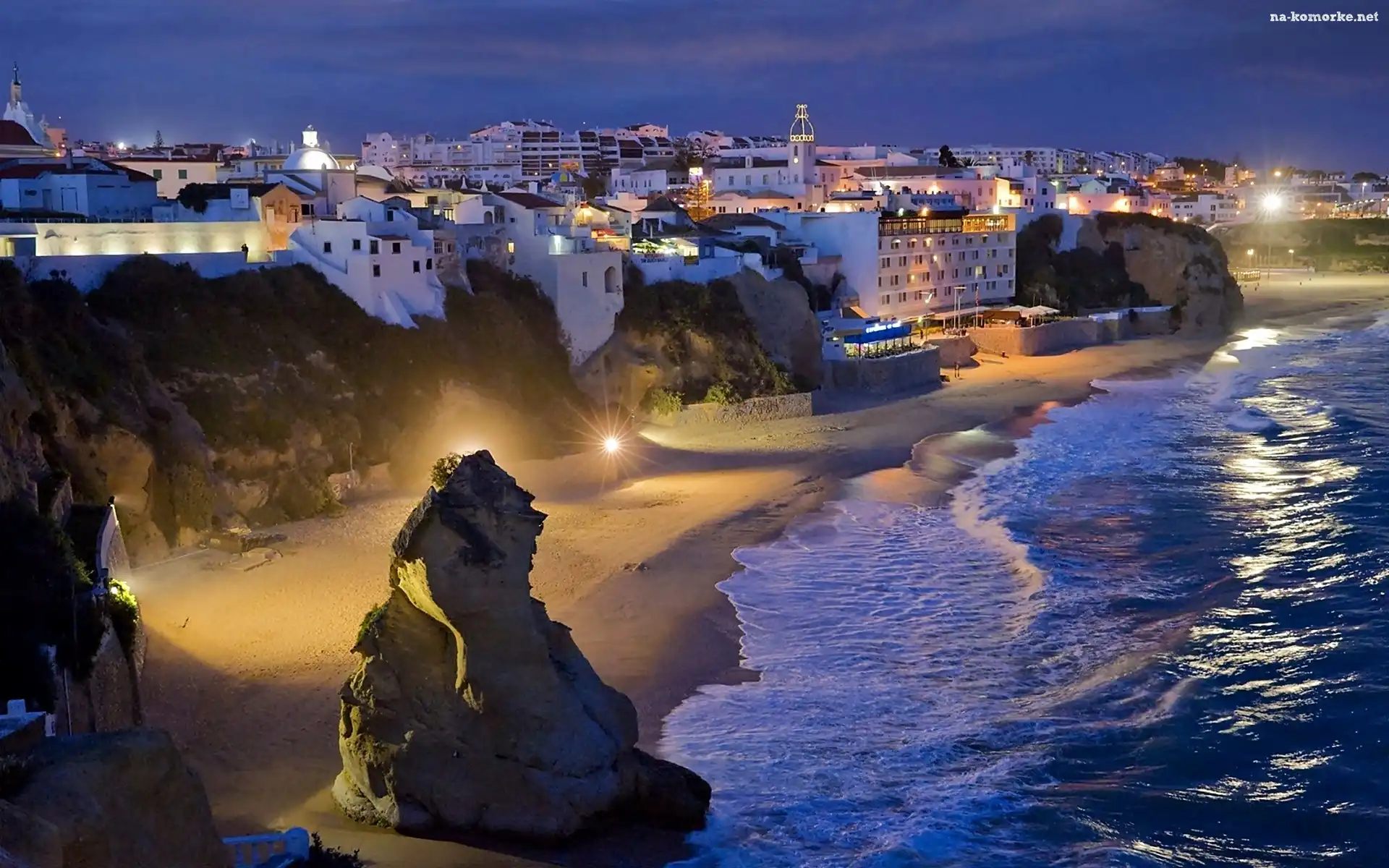 Albufeira, Skały, Noc, Panorama, Miasta, Morze, Wybrzeże