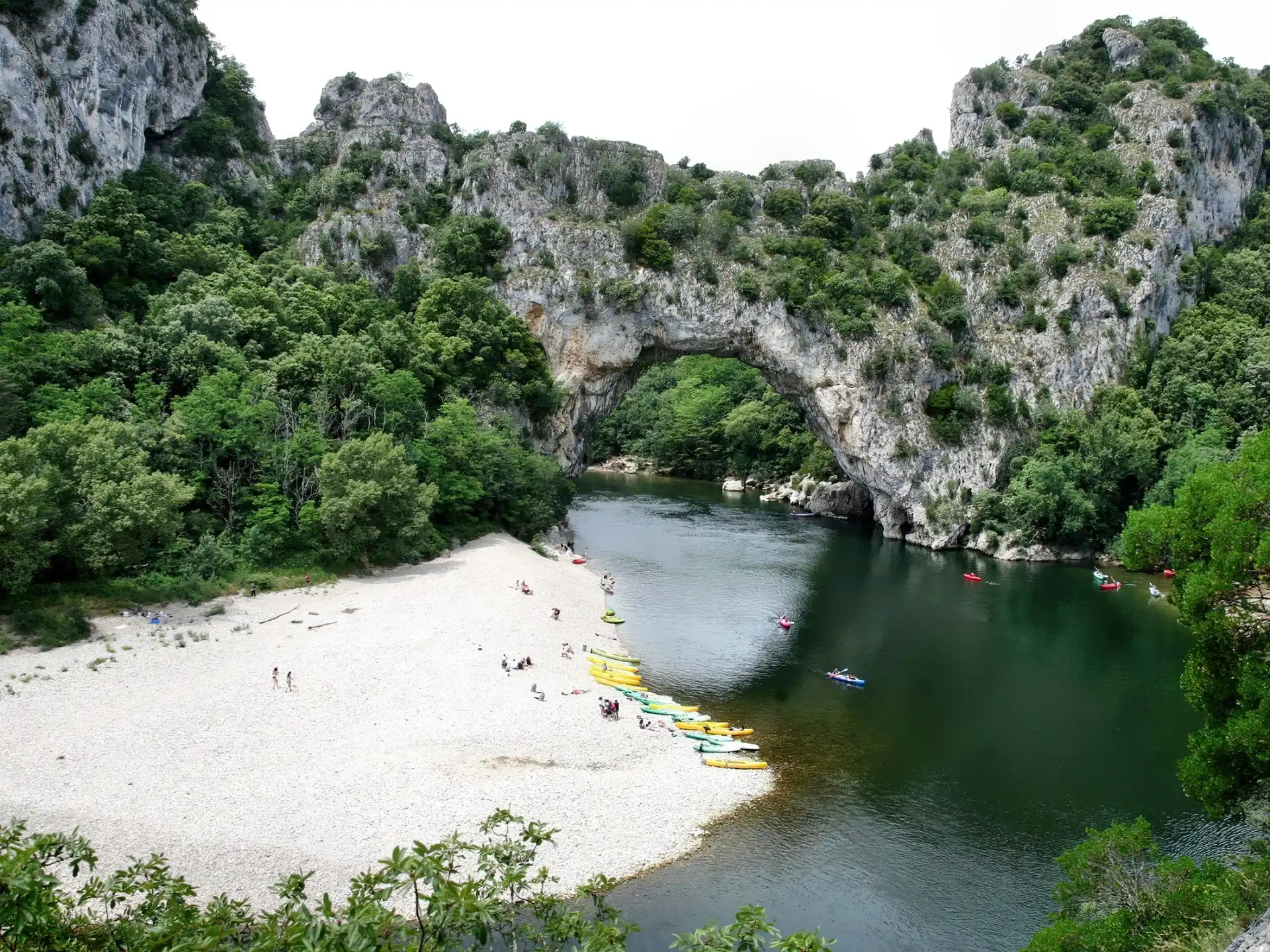 Skały, Łódki, Rzeka, Plaża