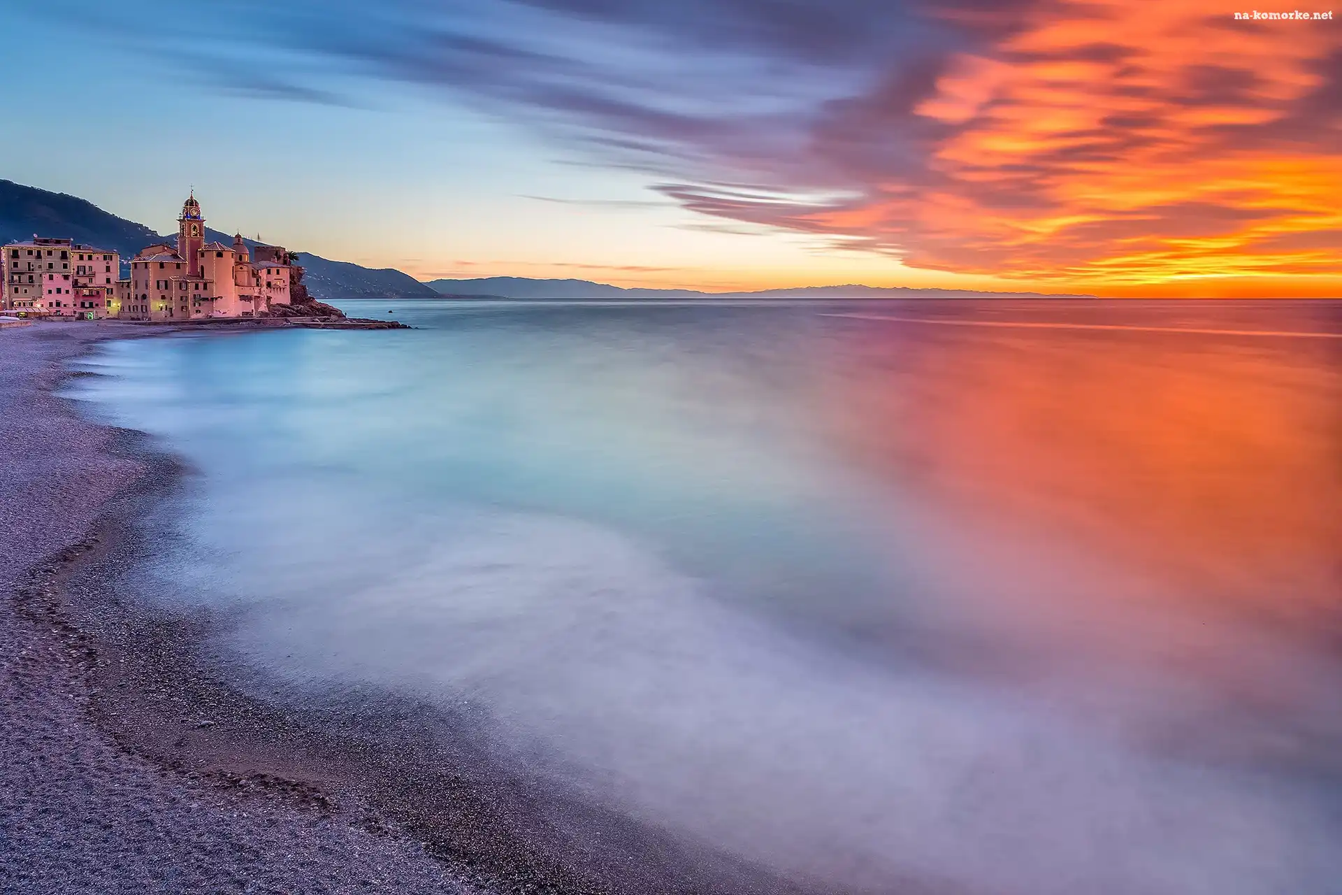 Włochy, Morze, Camogli, Chmury, Liguria, Kościół, Budynki, Zachód słońca