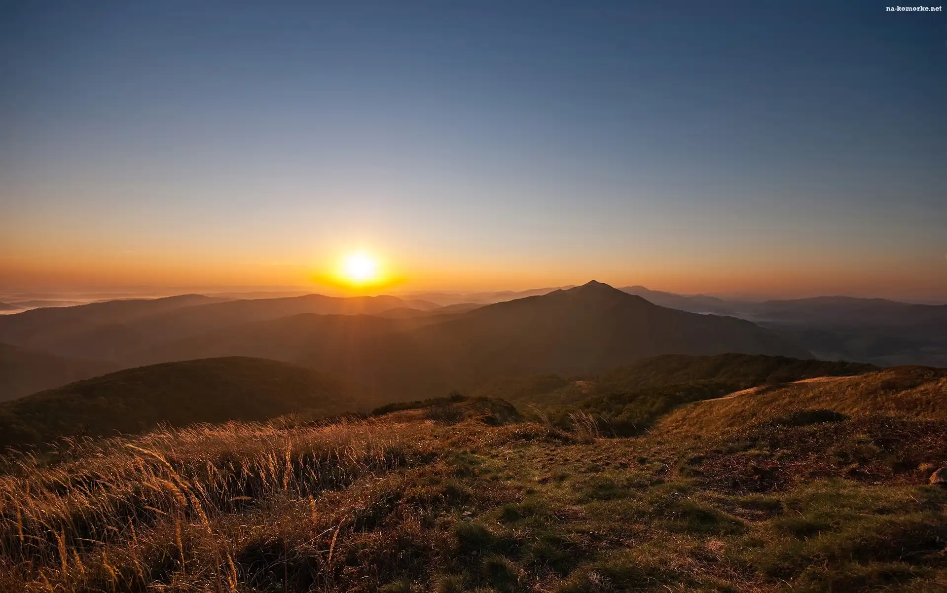 Zachód słońca, Polska, Bieszczady, Połonina Wetlińska, Góry