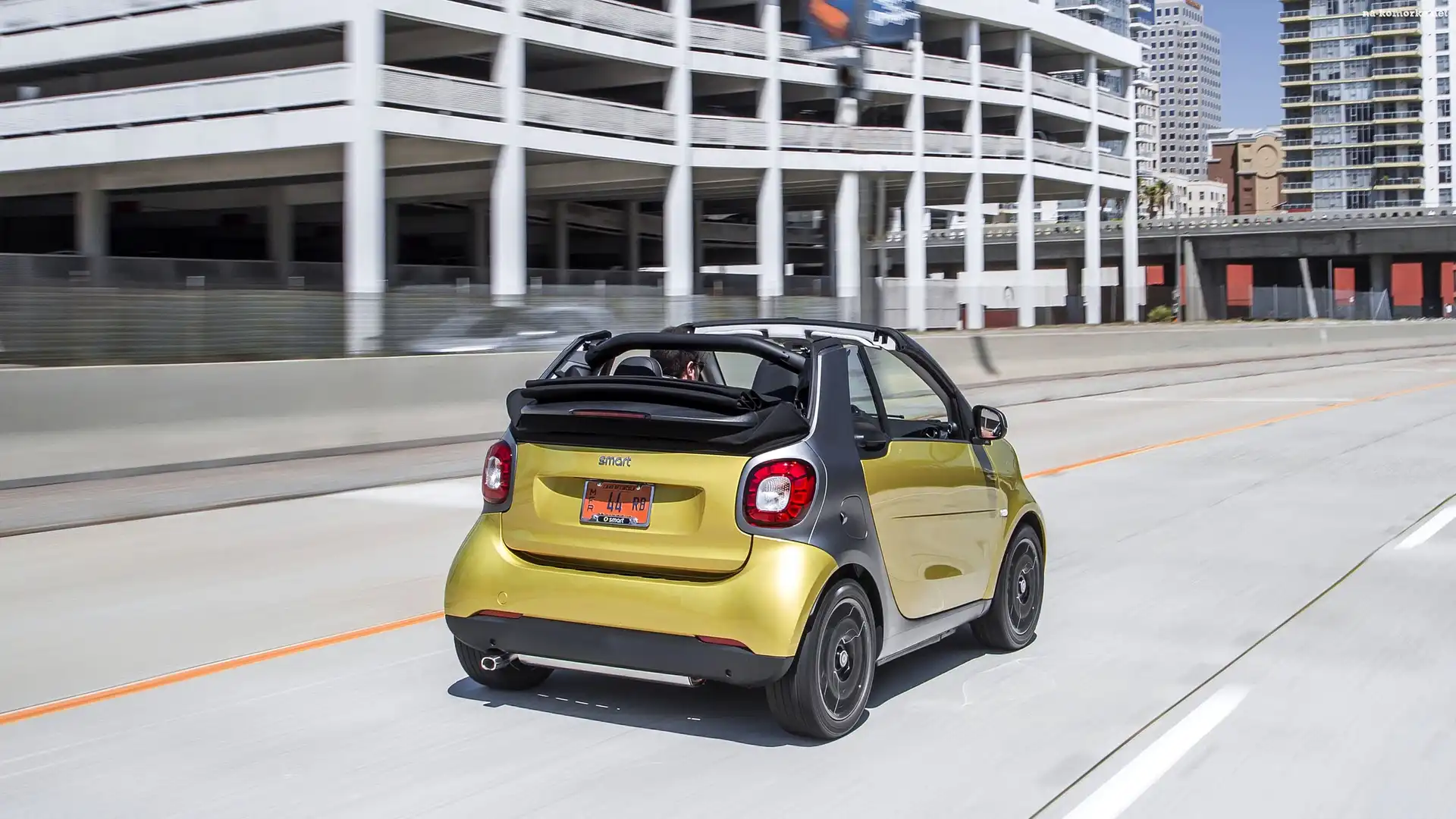 Wieżowce, Smart Fortwo Cabrio, Tył, 2017, Ulica