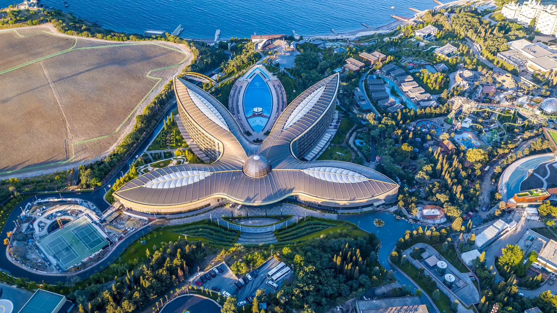 Krym, Z lotu ptaka, Morze Czarne, Hotel Mriya Resort Spa