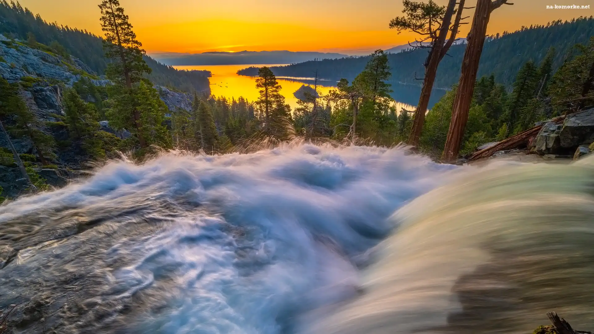 Zachód słońca, Rzeka, Stany Zjednoczone, Sierra Nevada, Góry, Tahoe Lake, Jezioro, Drzewa, Kalifornia