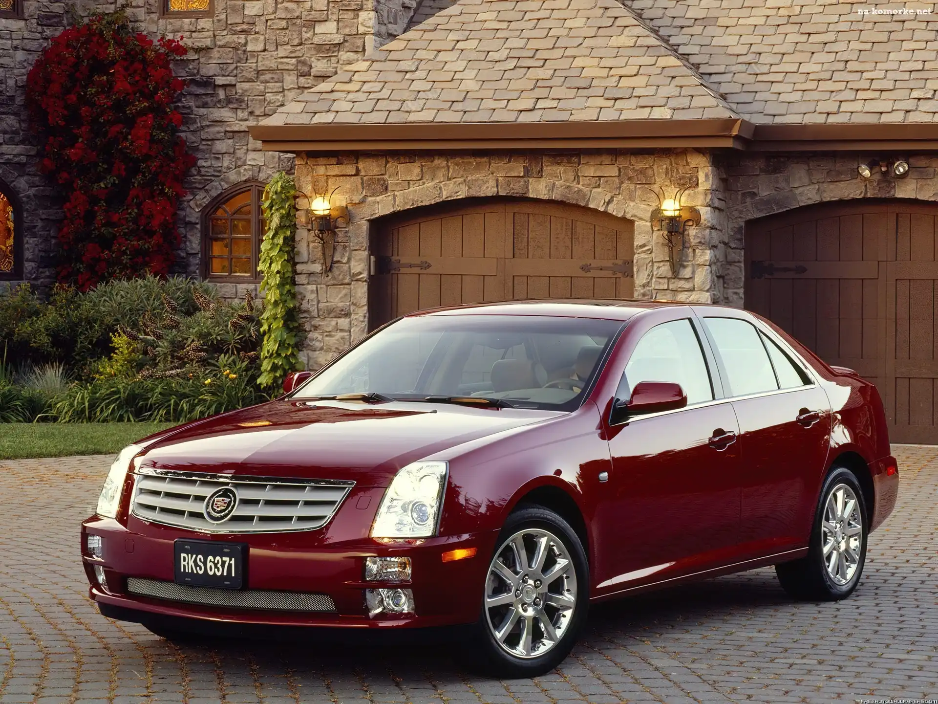 Cadillac STS, Garaż