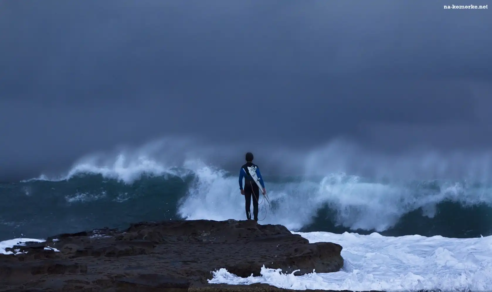 Surfer, Fala