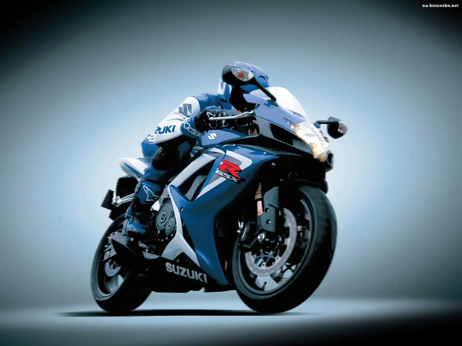 Suzuki GSX-R750, Amortyzatory