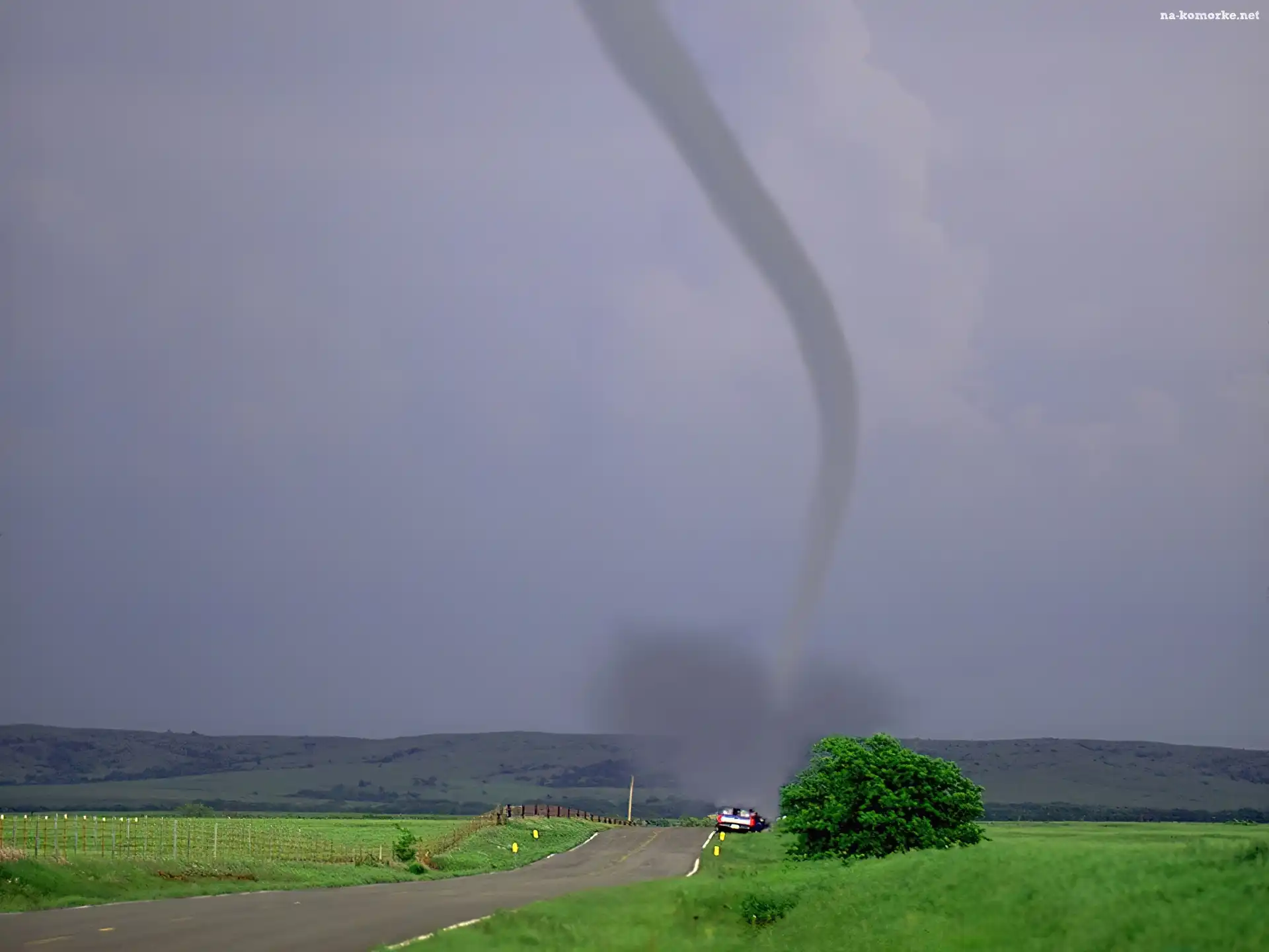 Tornado, Droga