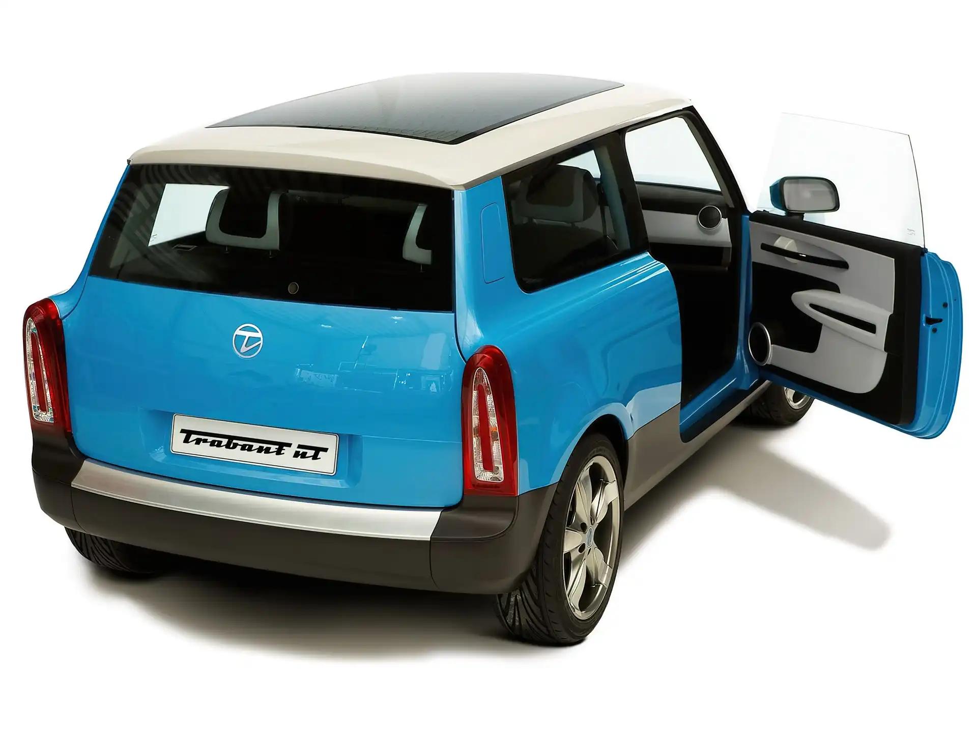Trabant nT, Lampa, Drzwi