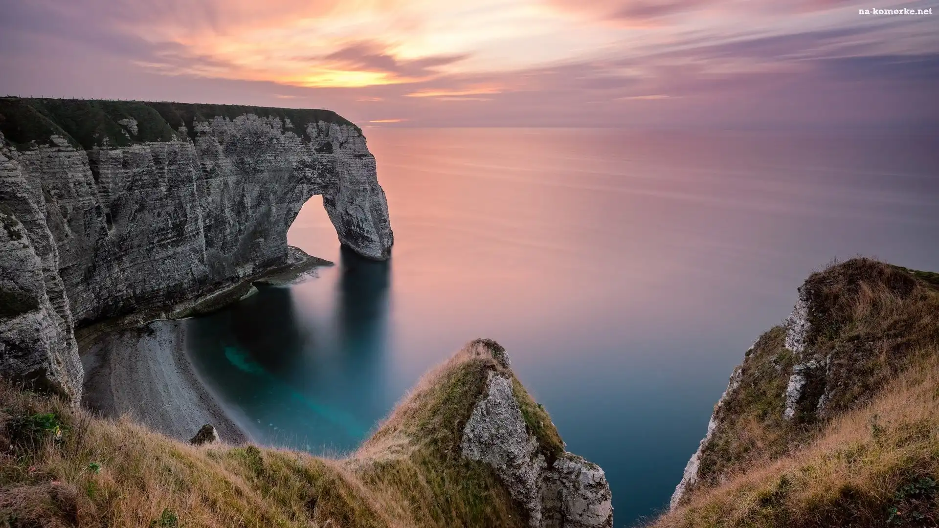 Francja, Morze, Łuk Manneporte, Étretat, Skały, Klif, Normandia, Kanał La Manche, Zachód słońca, Wybrzeże