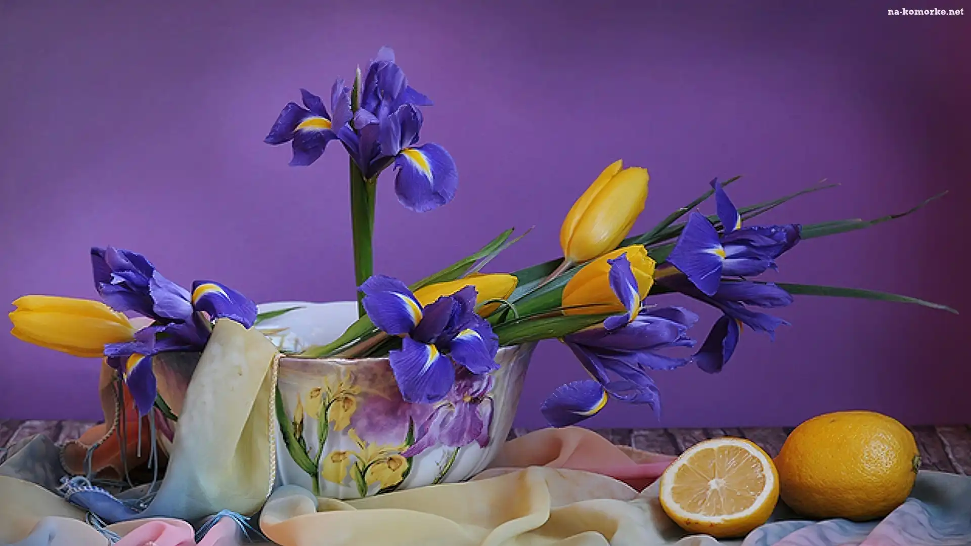 Irysy, Tulipany, Cytryny