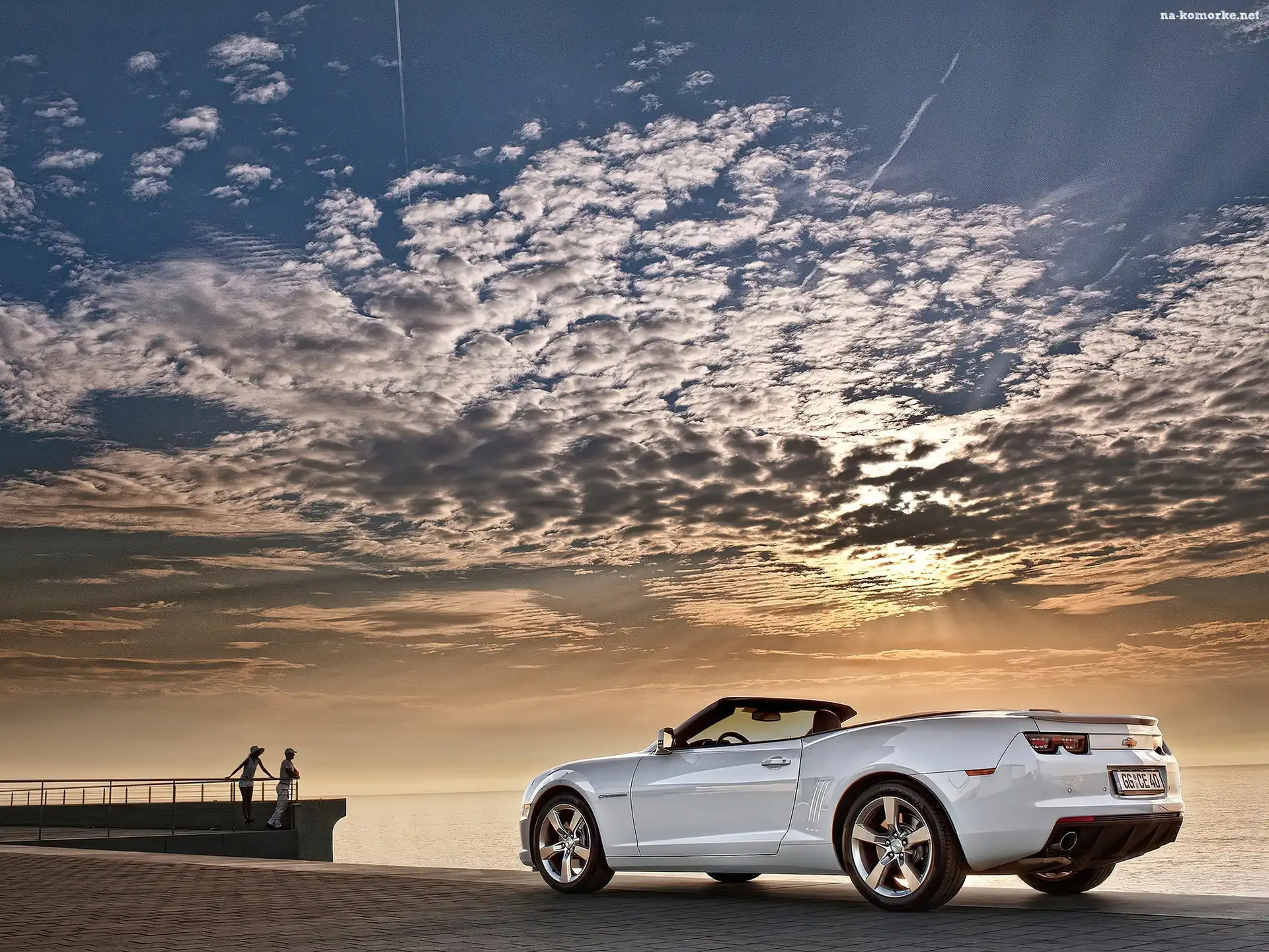 Turyści, Chevrolet, Camaro, Morze, Chmury