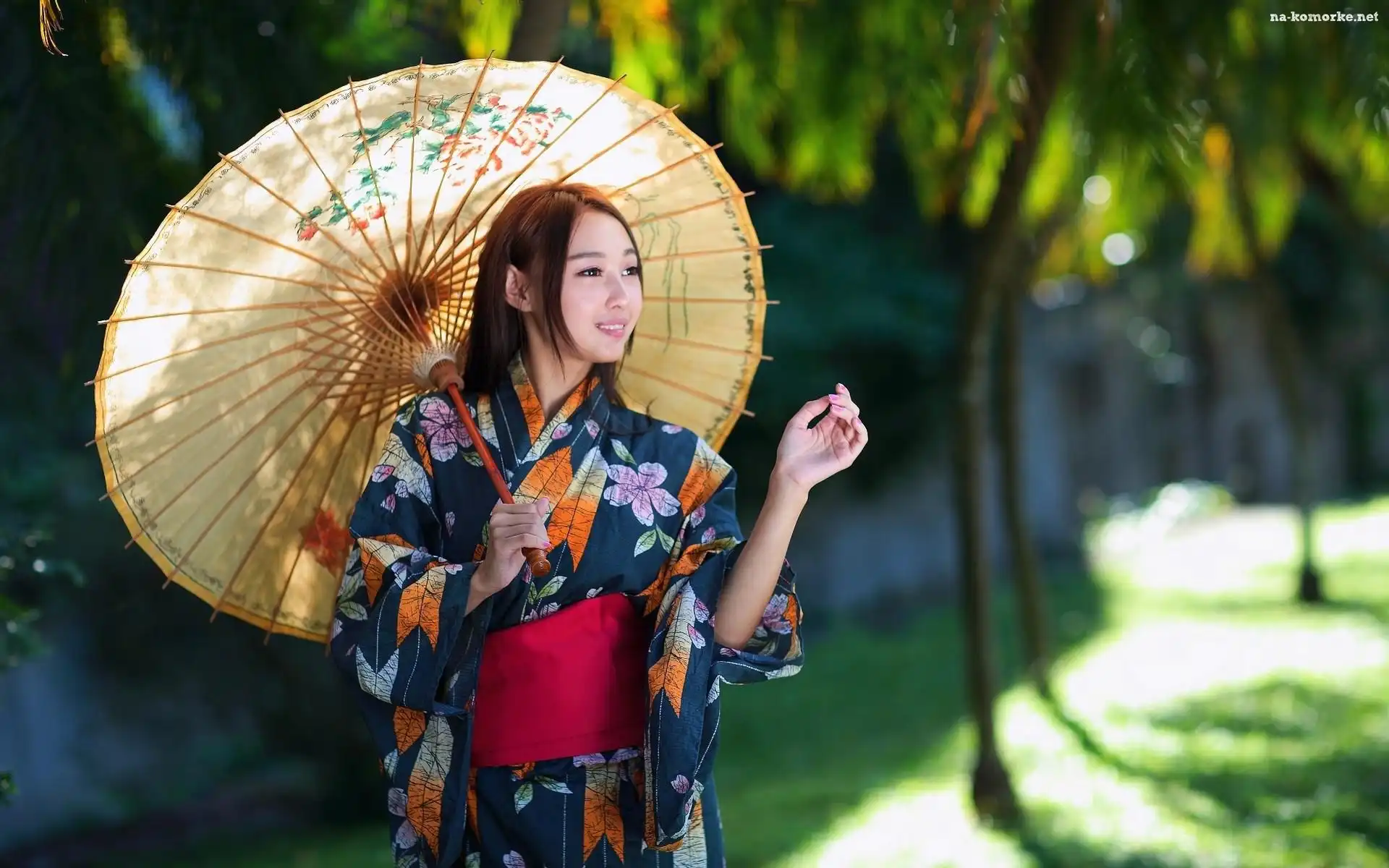 Uśmiechnięta, Parasolka, Azjatka, kimono