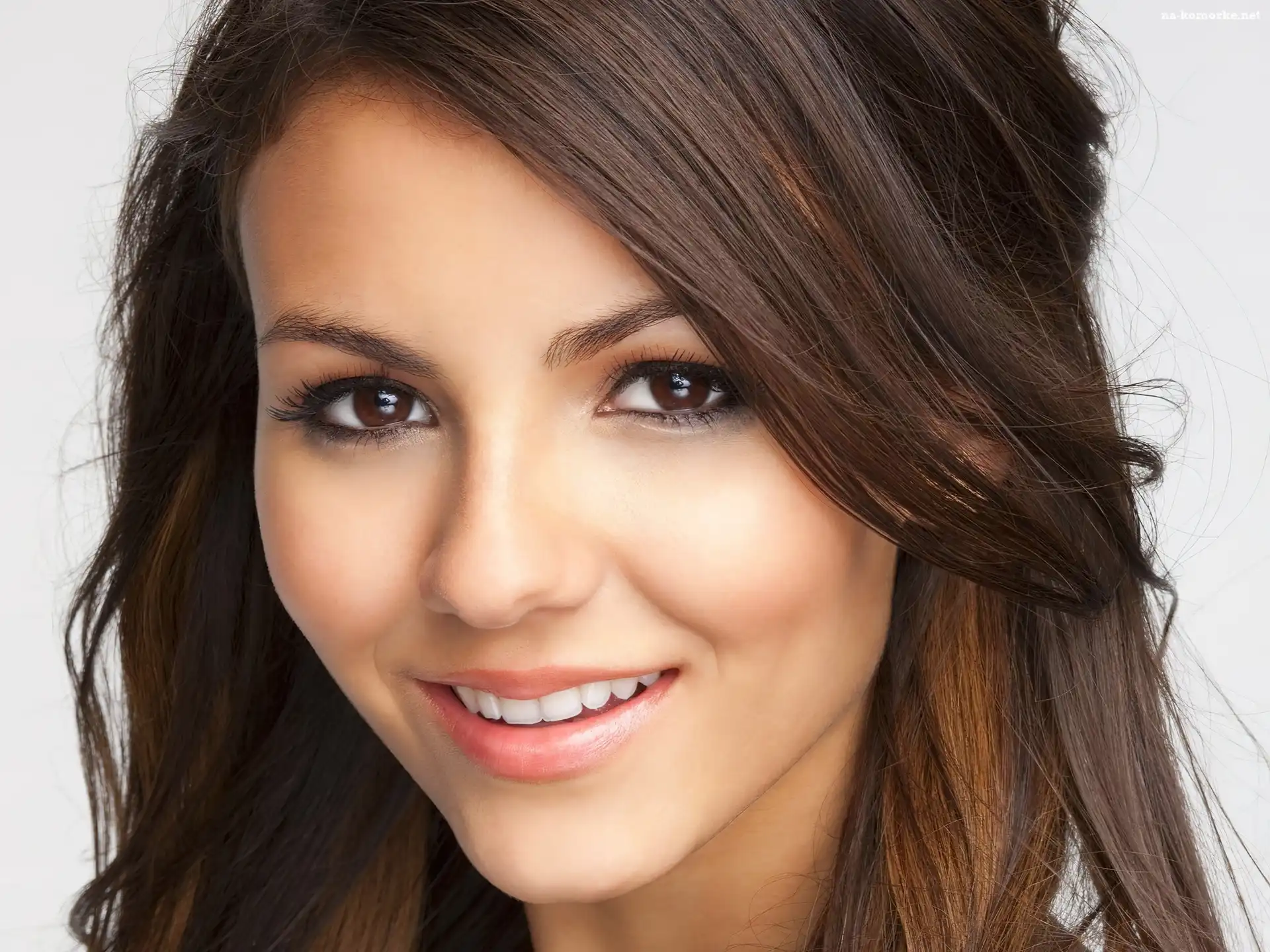 Uśmiechnięta, Włosy, Victoria Justice, Twarz
