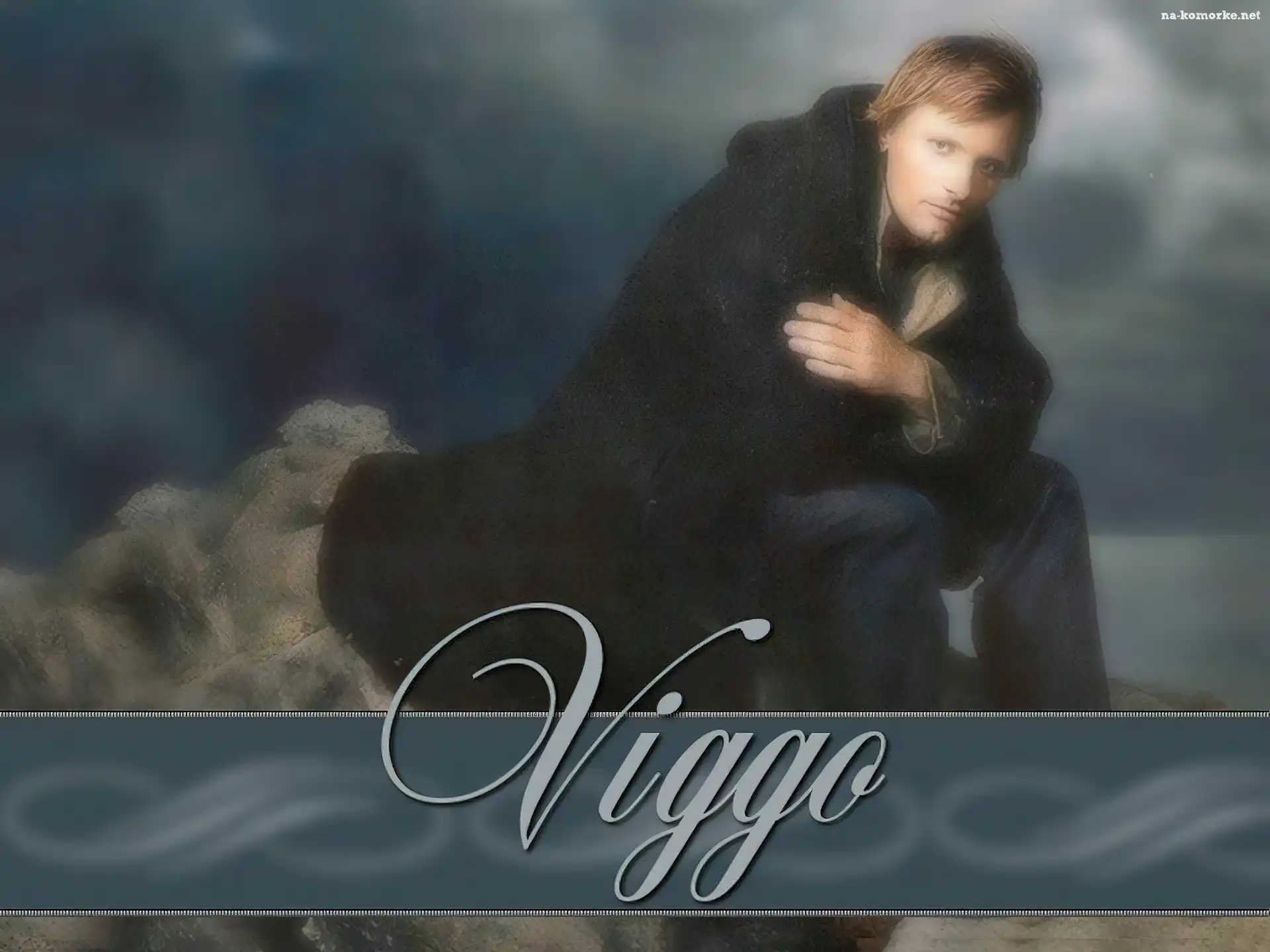 Viggo Mortensen, czarna kurtka