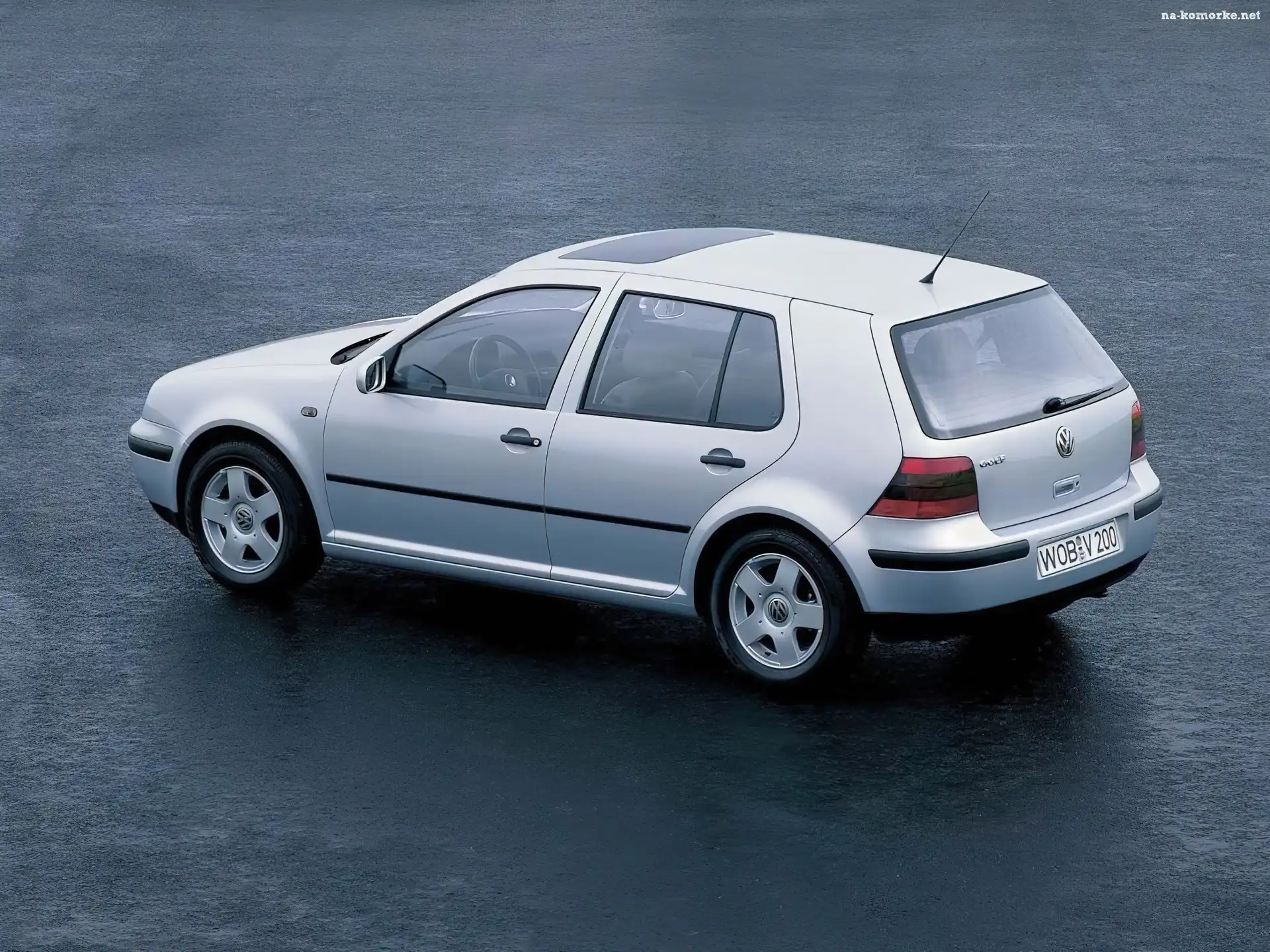 Volkswagen Golf 4, Srebrny