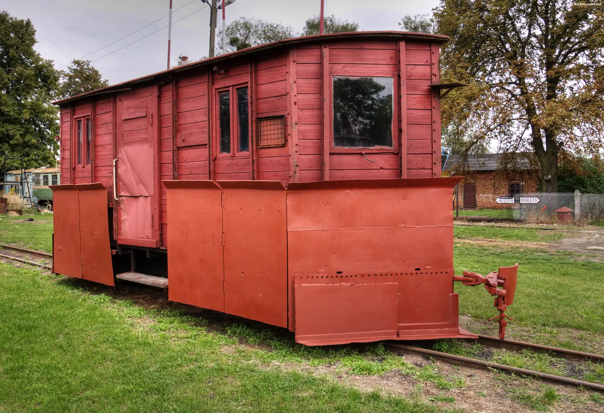 Wagon, WÄ…skotorowy