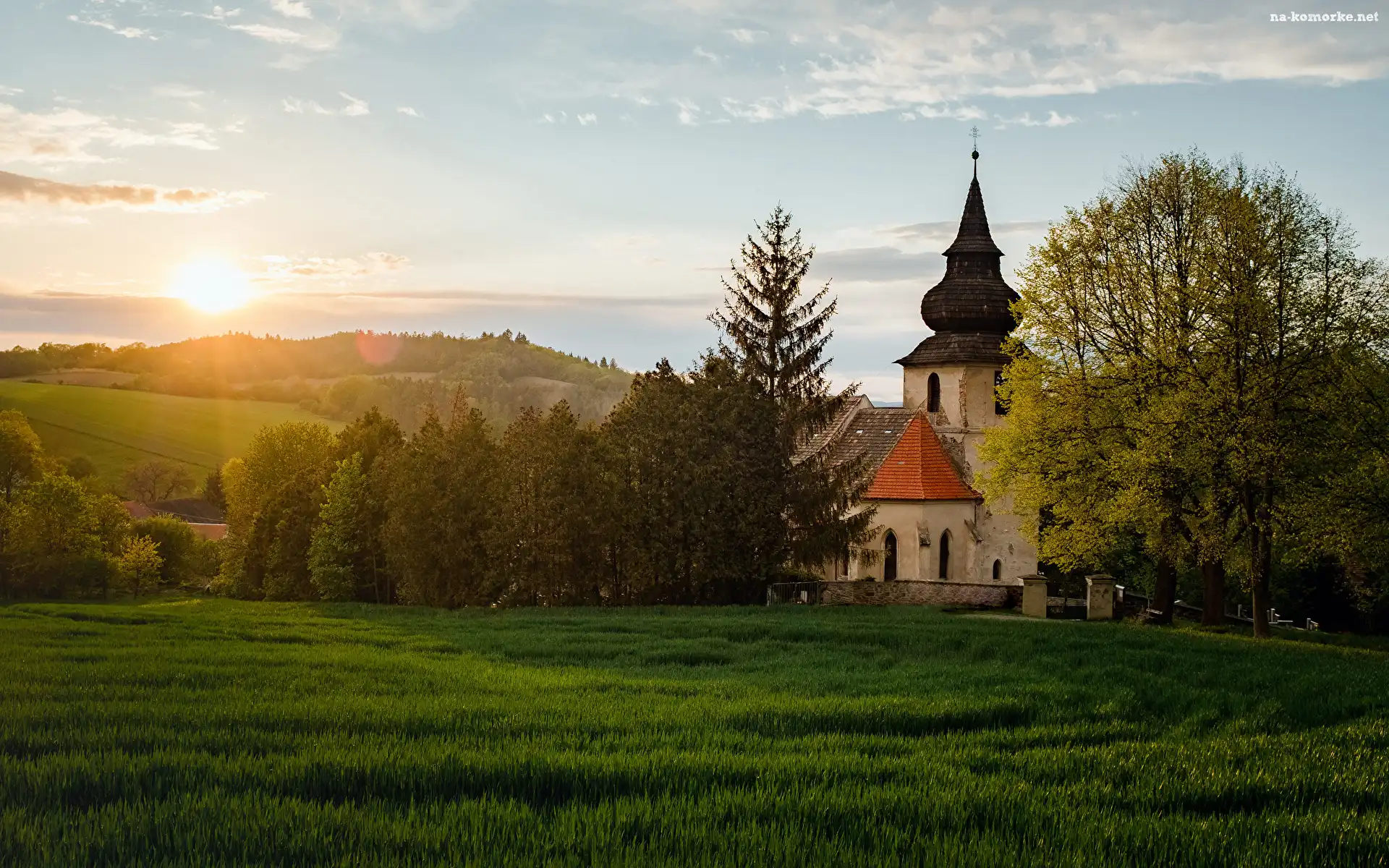 Wzgórze, Wschód słońca, Kościół, Drzewa, Trawa